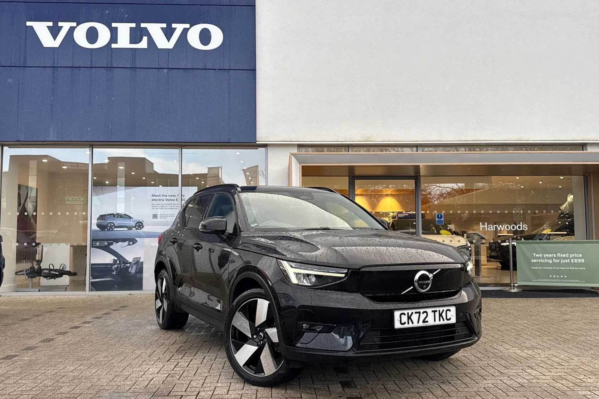 Volvo XC40 focused image
