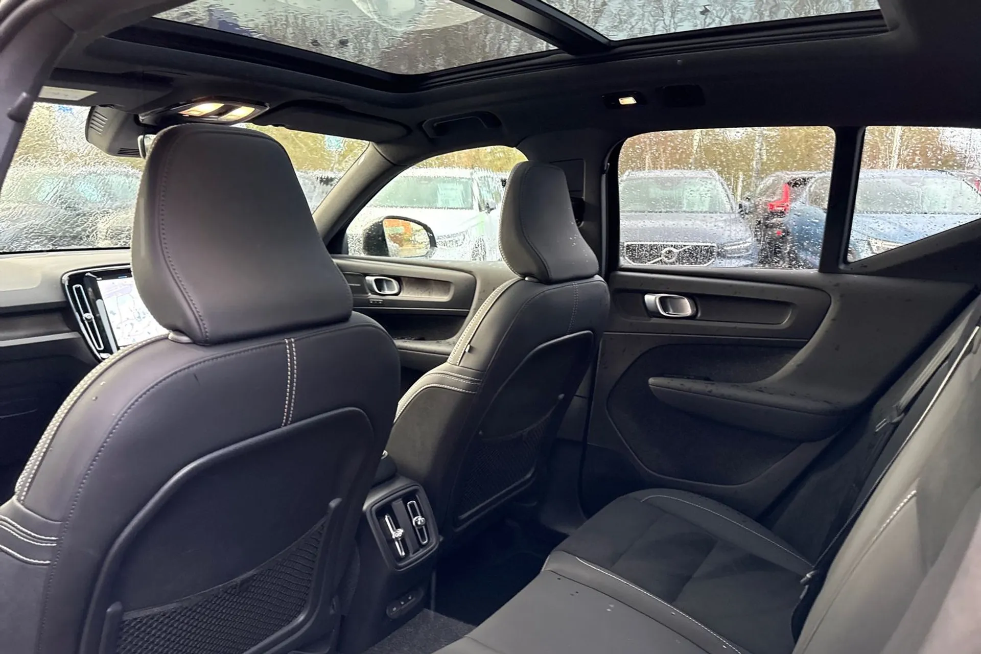 Volvo XC40 thumbnail image number 31