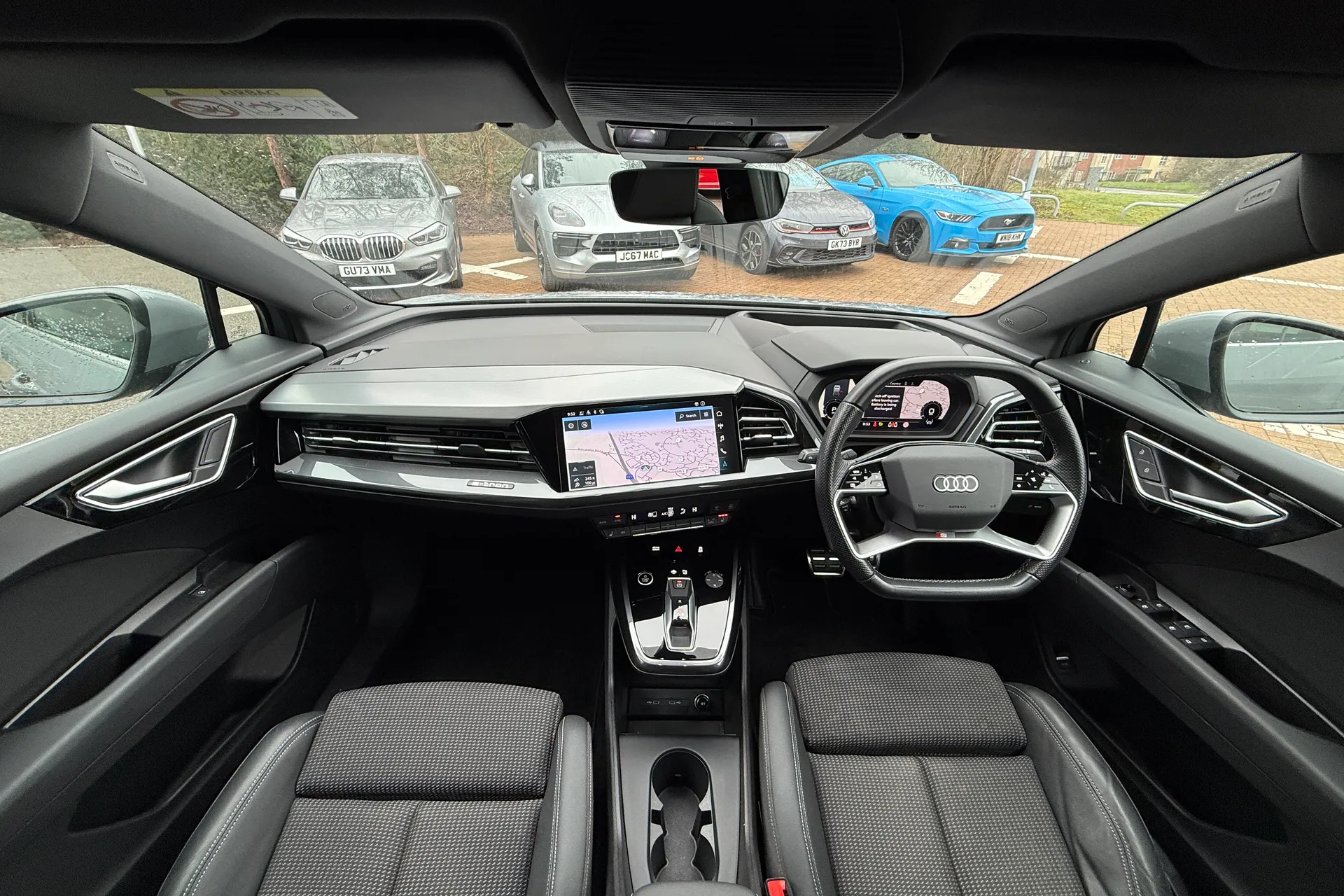 Audi Q4 thumbnail image number 5