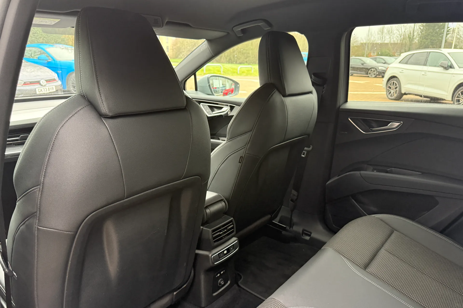 Audi Q4 thumbnail image number 45