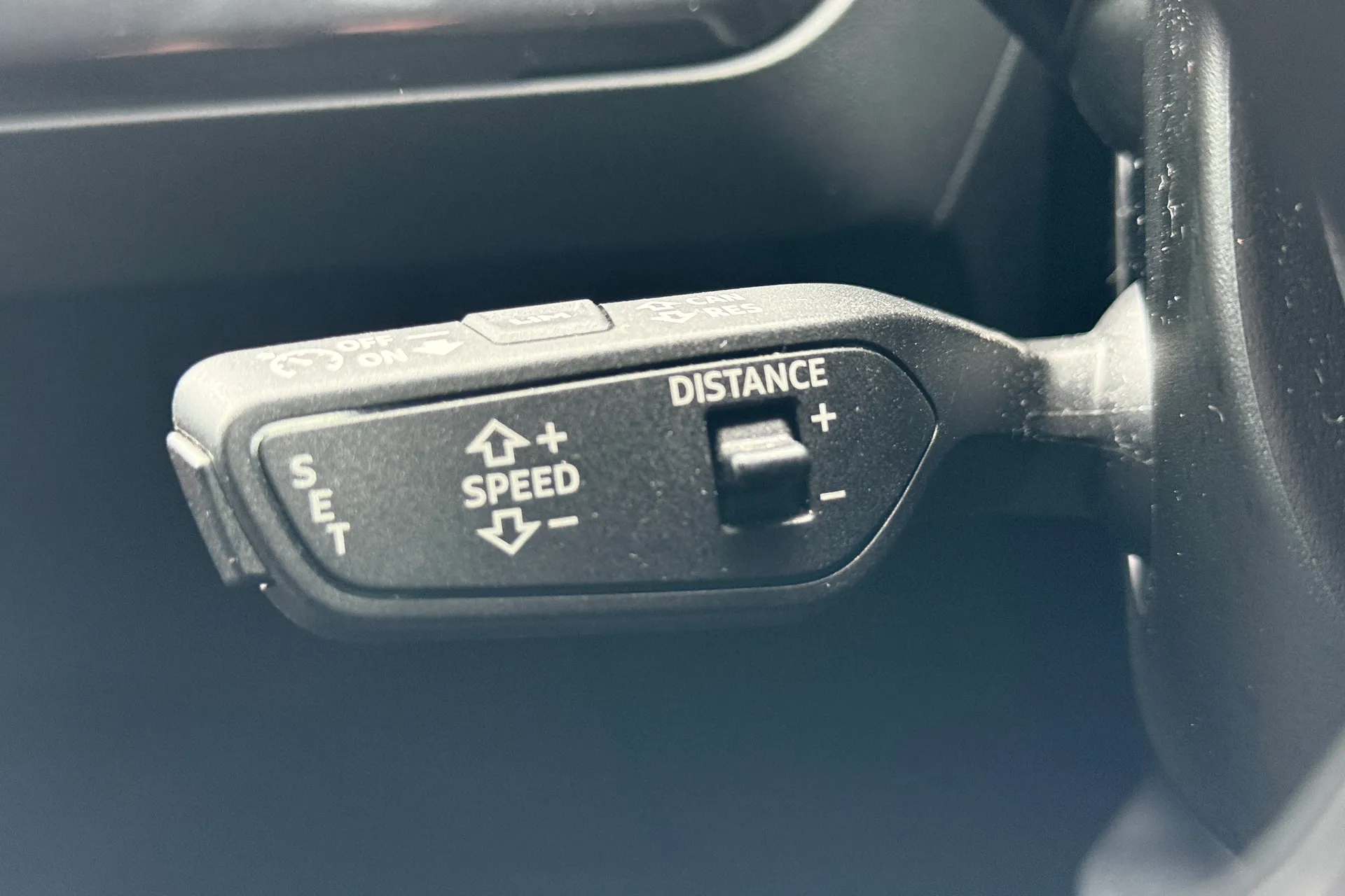 Audi Q4 thumbnail image number 10