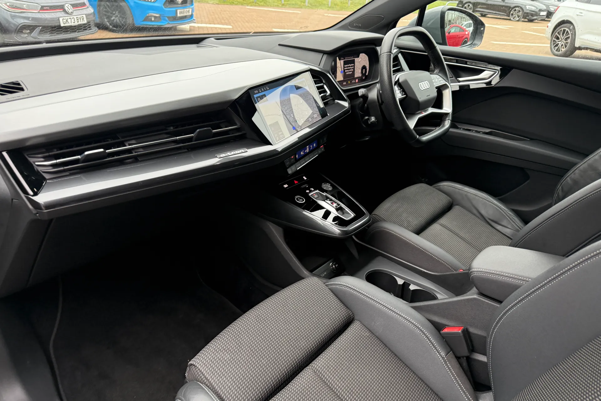 Audi Q4 thumbnail image number 48