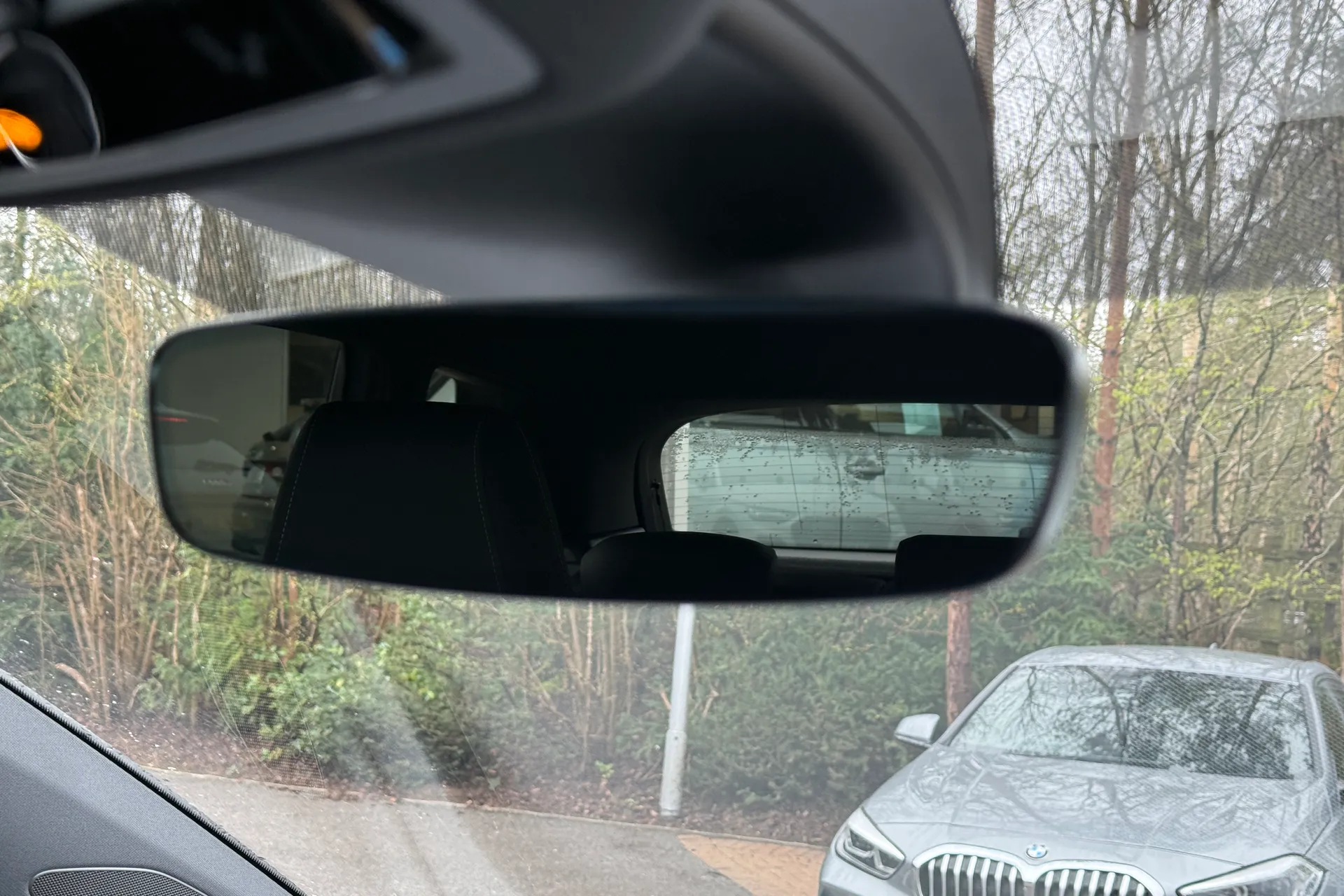 Audi Q4 thumbnail image number 18