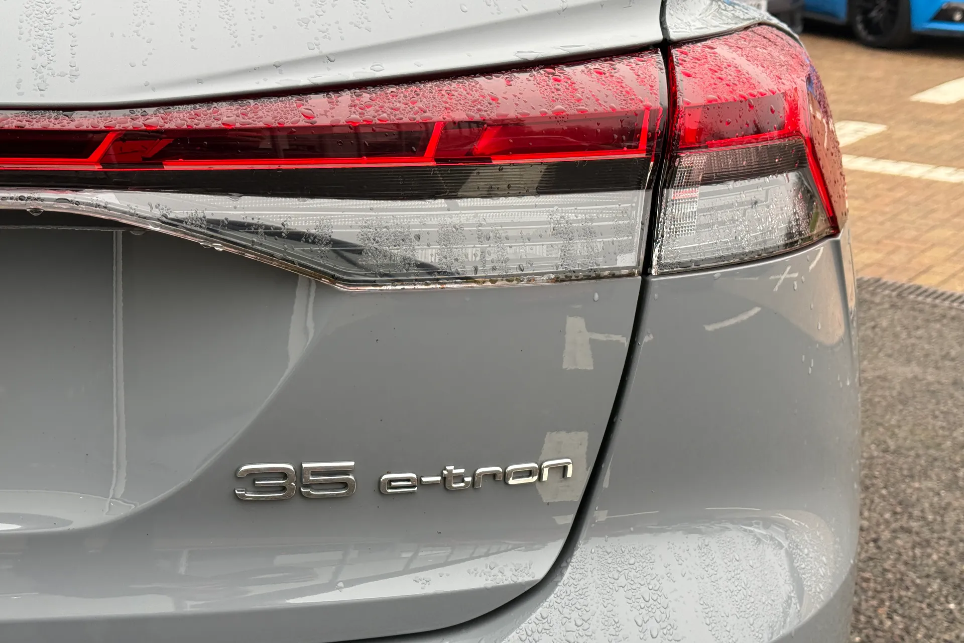 Audi Q4 thumbnail image number 40