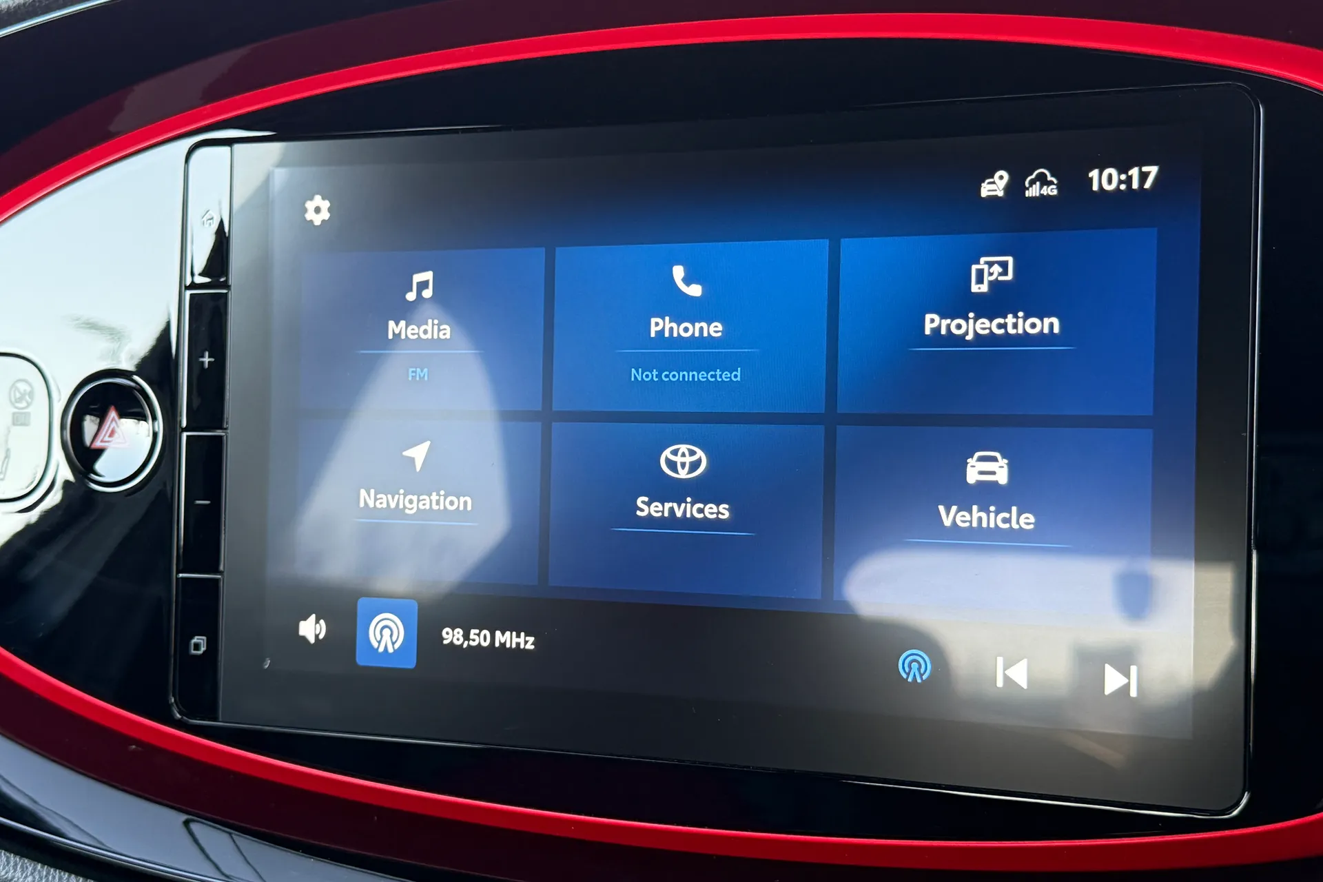 TOYOTA AYGO X thumbnail image number 8