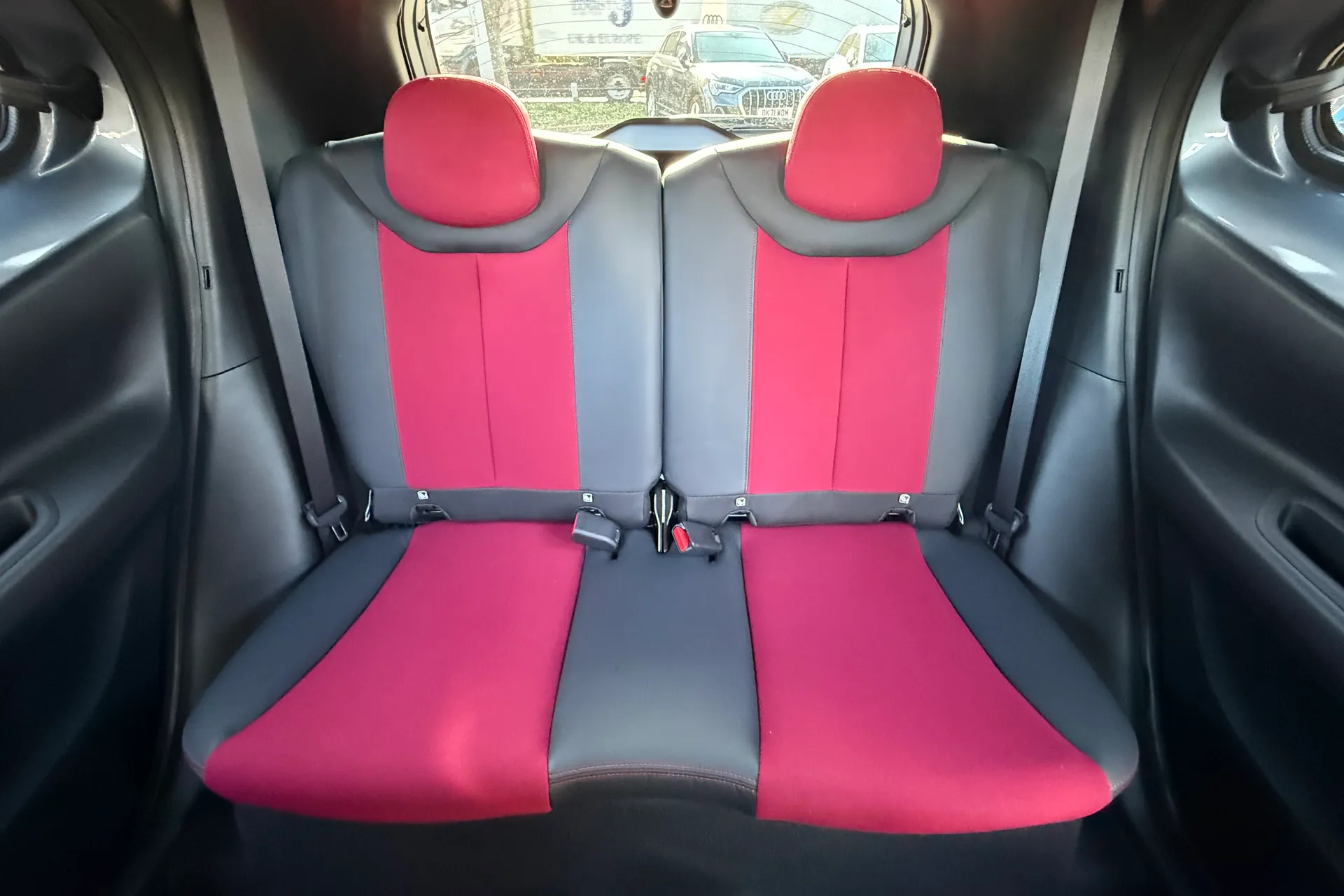 TOYOTA AYGO X thumbnail image number 32