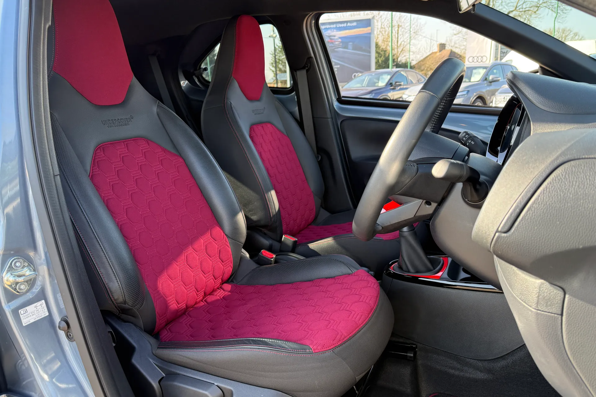 TOYOTA AYGO X thumbnail image number 22