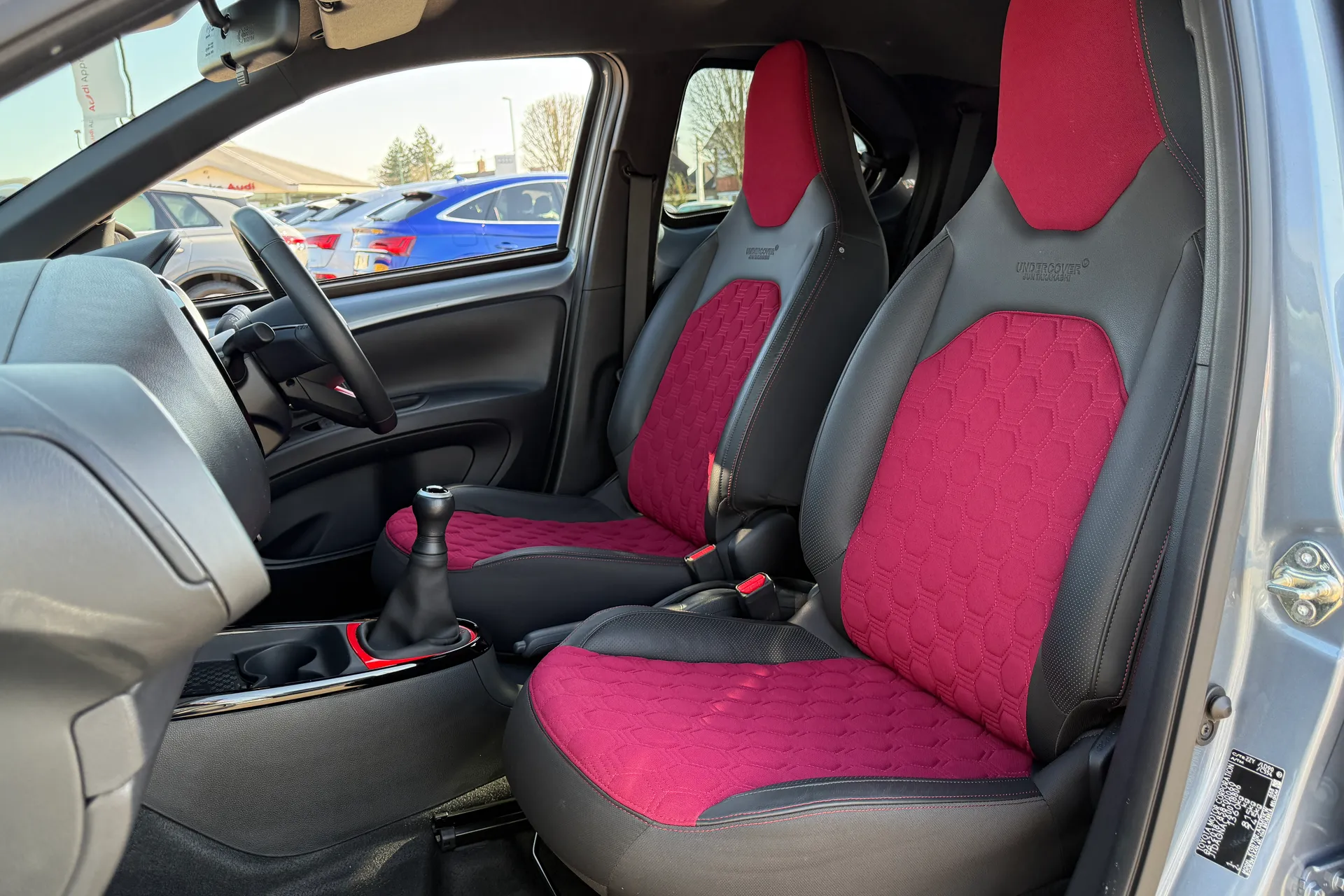 TOYOTA AYGO X thumbnail image number 25