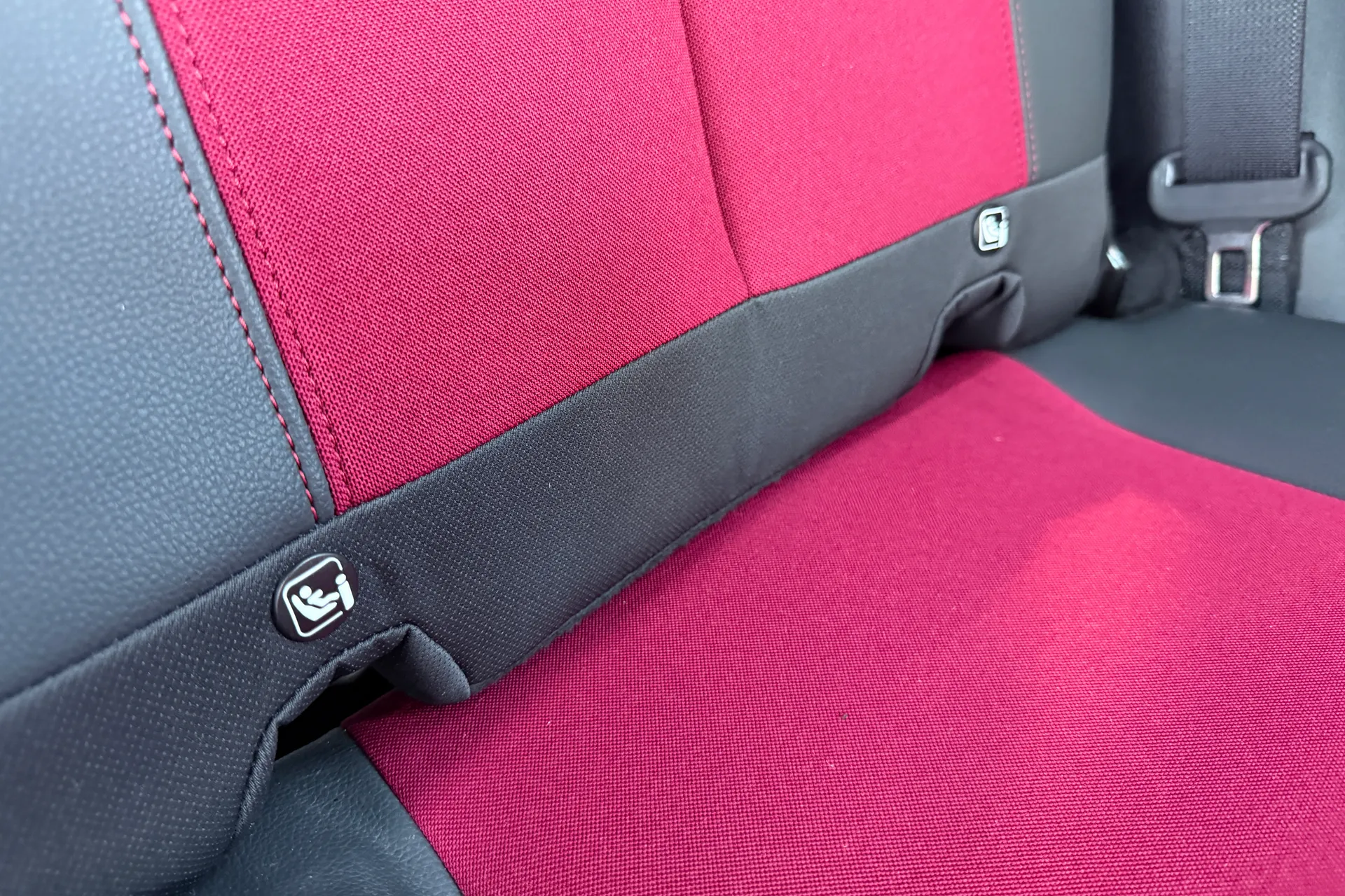 TOYOTA AYGO X thumbnail image number 37