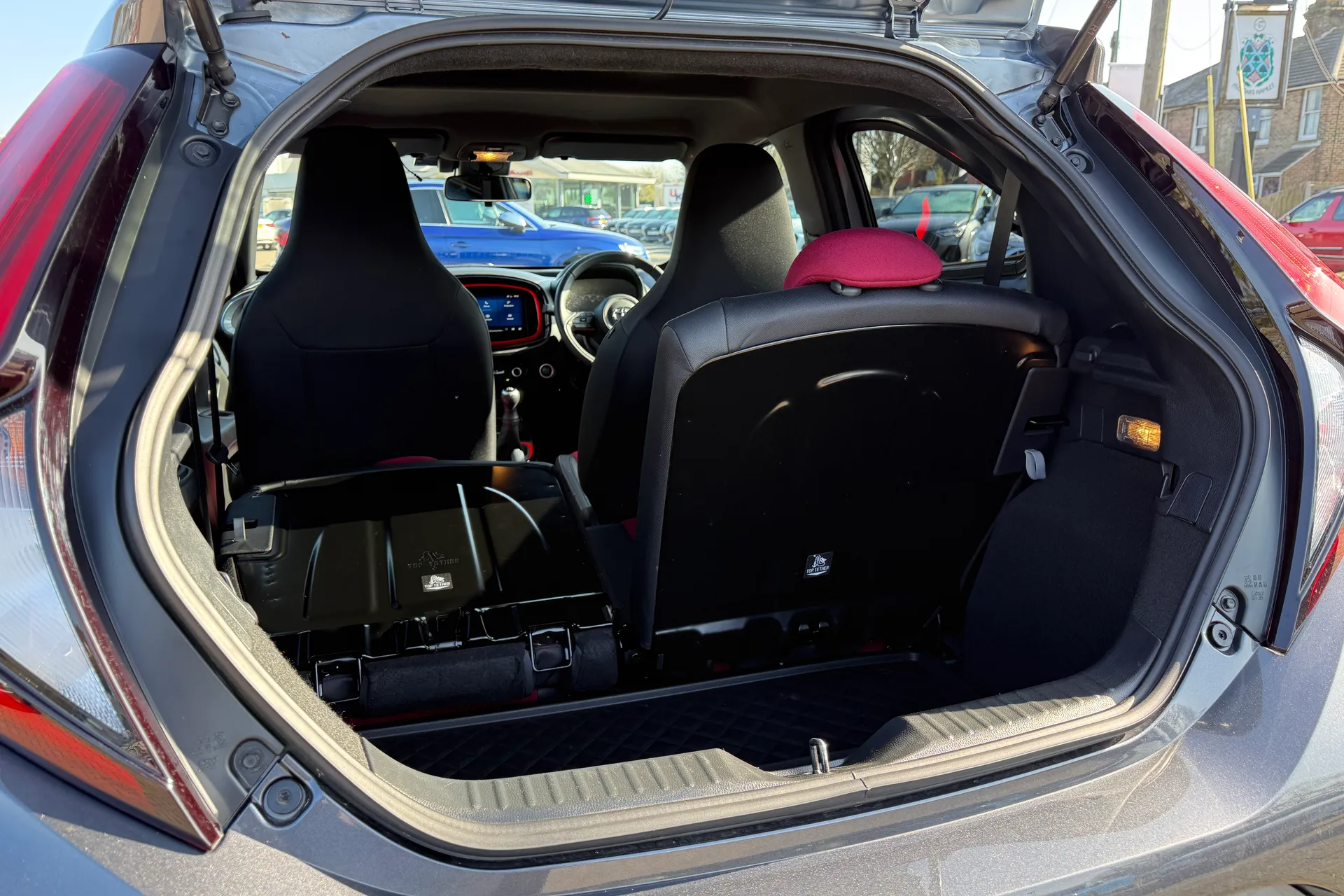 TOYOTA AYGO X thumbnail image number 31