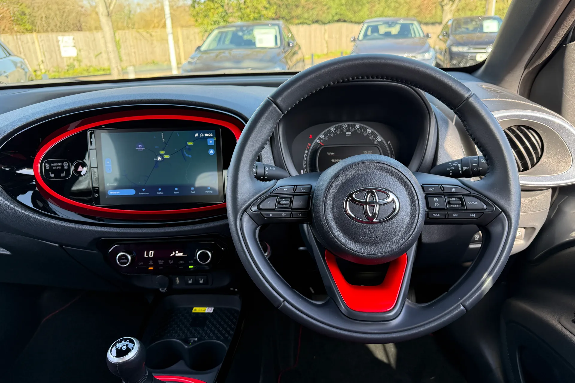 TOYOTA AYGO X thumbnail image number 6