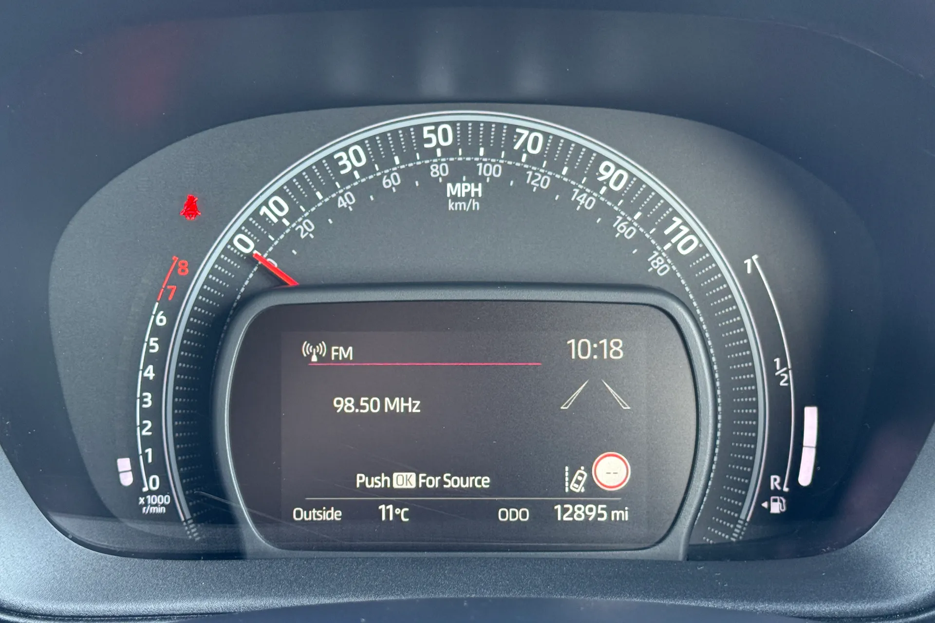 TOYOTA AYGO X thumbnail image number 9