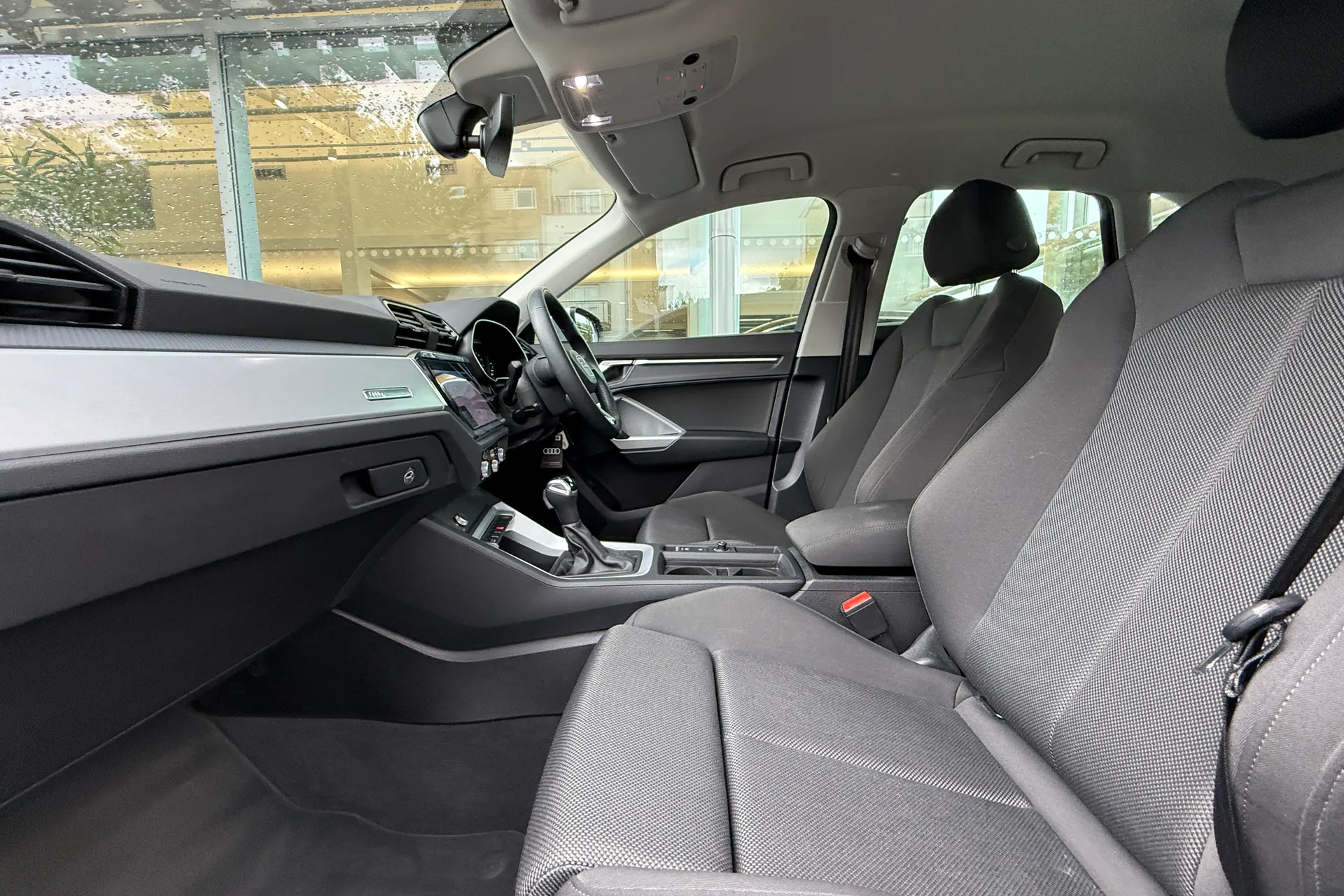 Audi Q3 thumbnail image number 53