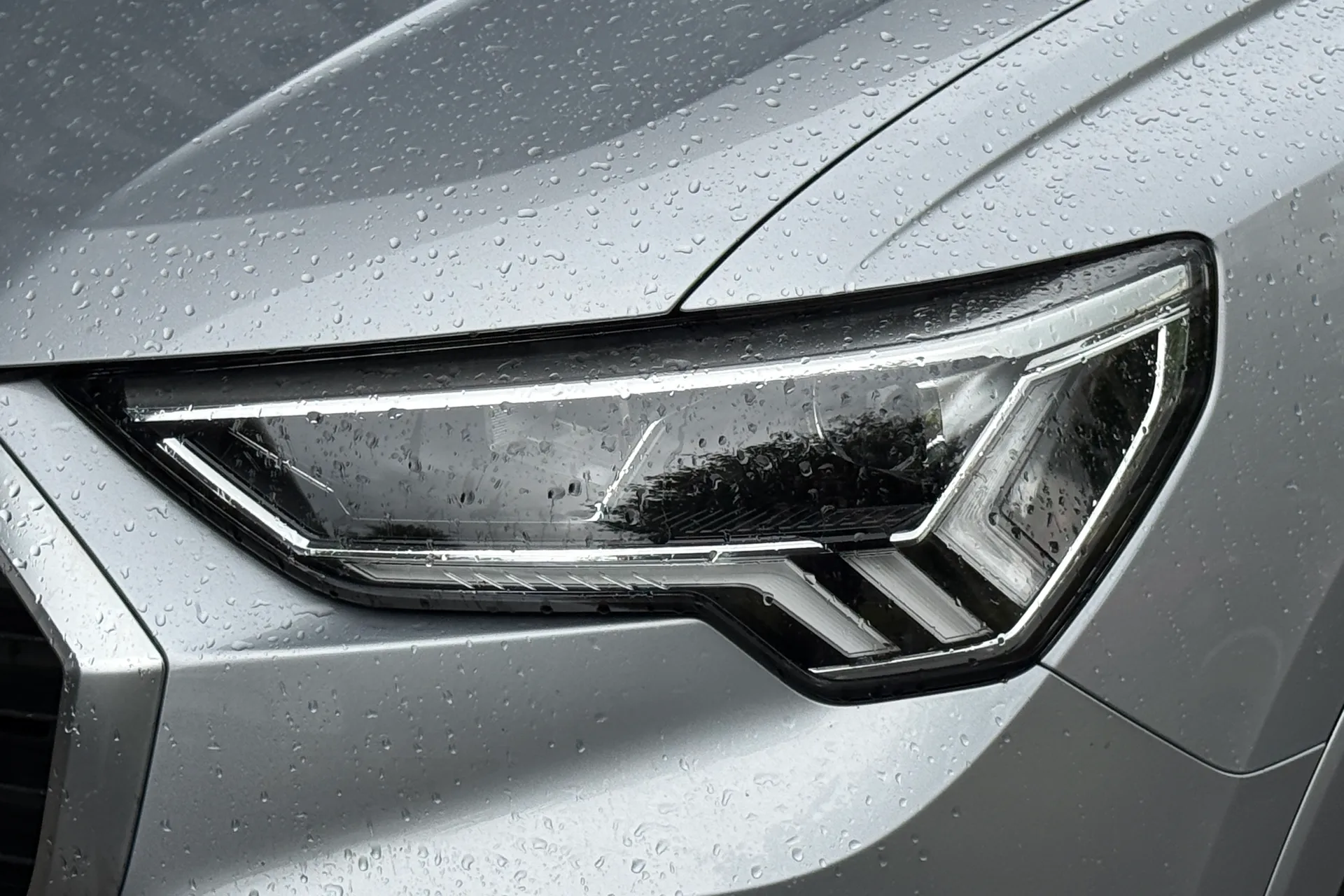 Audi Q3 thumbnail image number 54