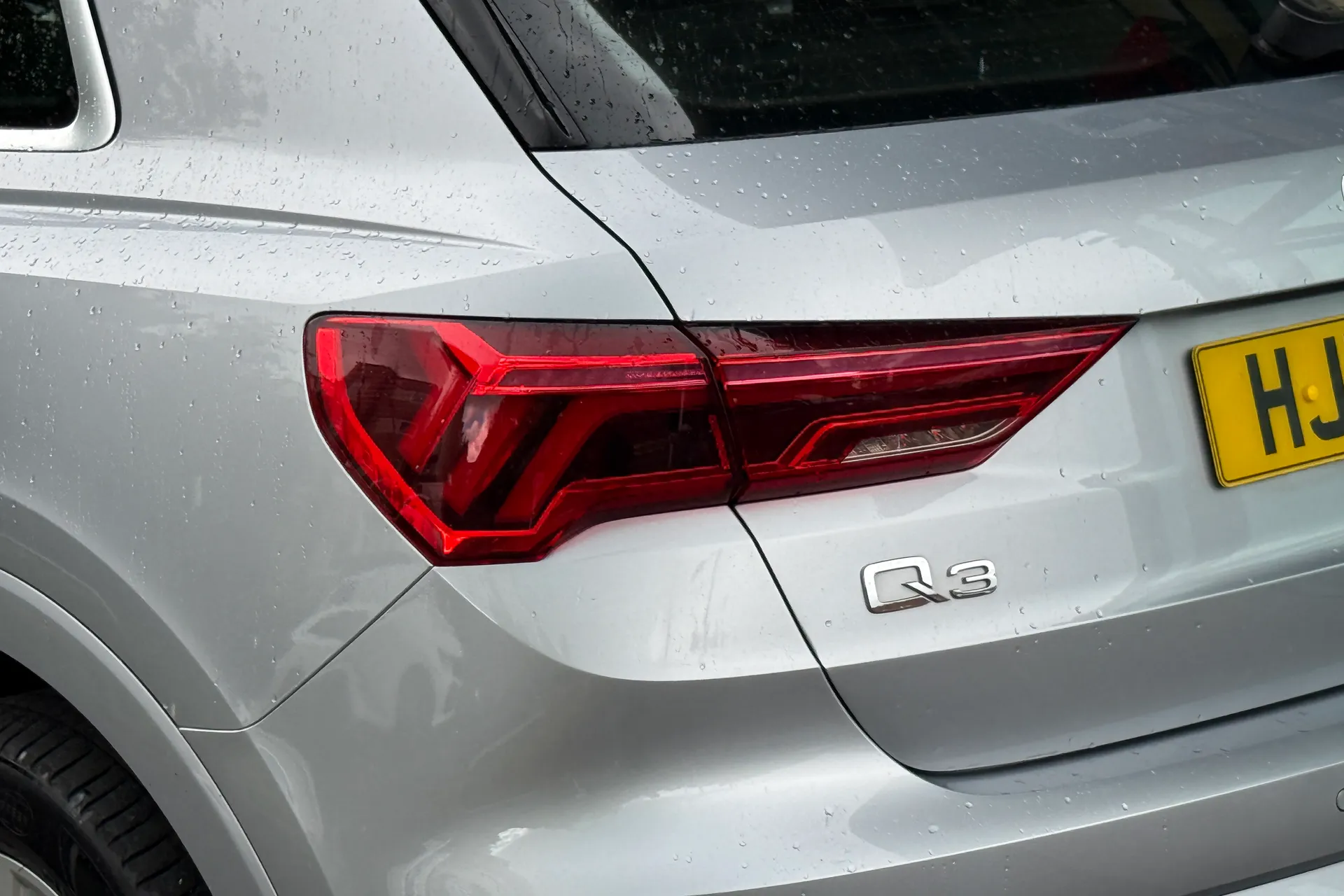 Audi Q3 thumbnail image number 48