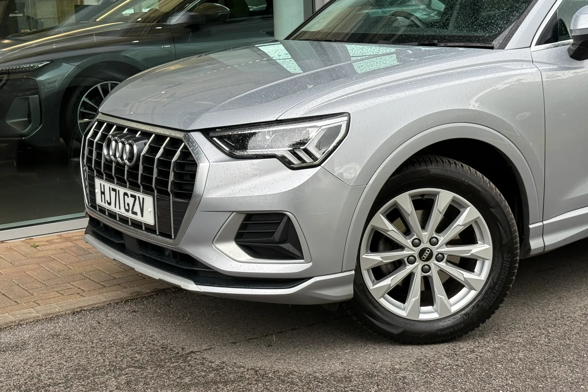 Audi Q3 thumbnail image number 56
