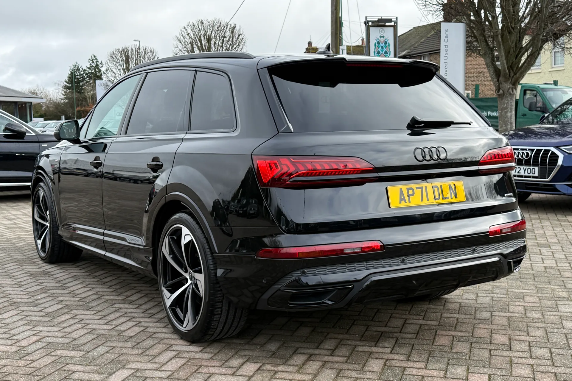 Audi Q7 thumbnail image number 37