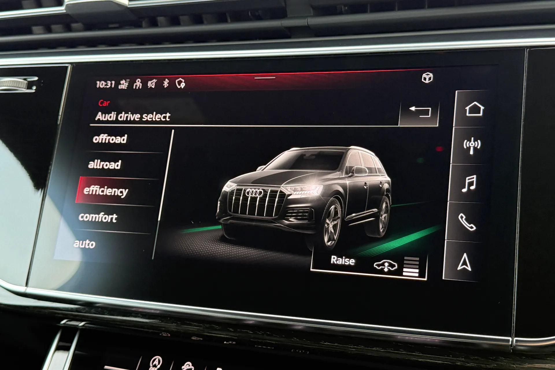 Audi Q7 thumbnail image number 11