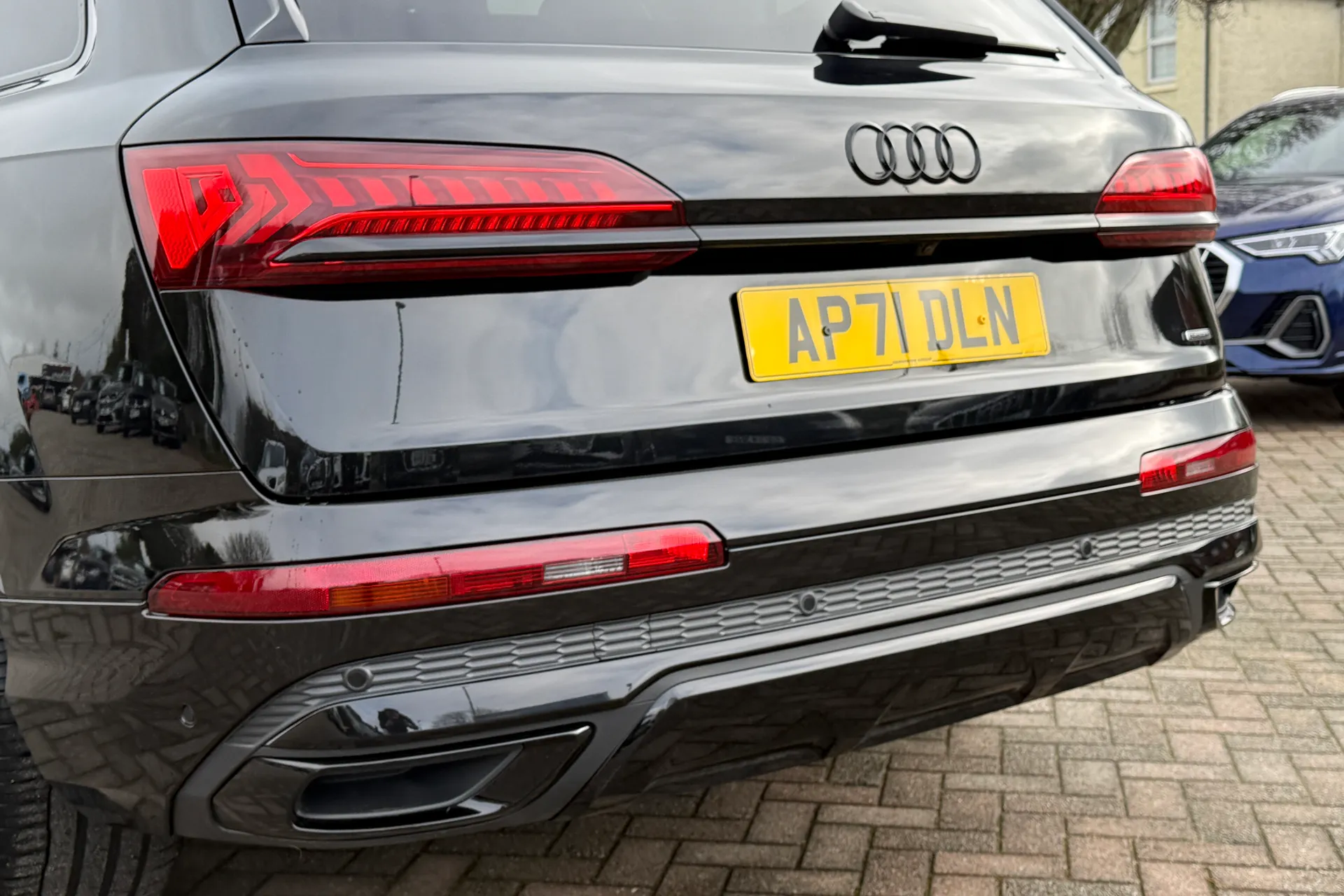 Audi Q7 thumbnail image number 57