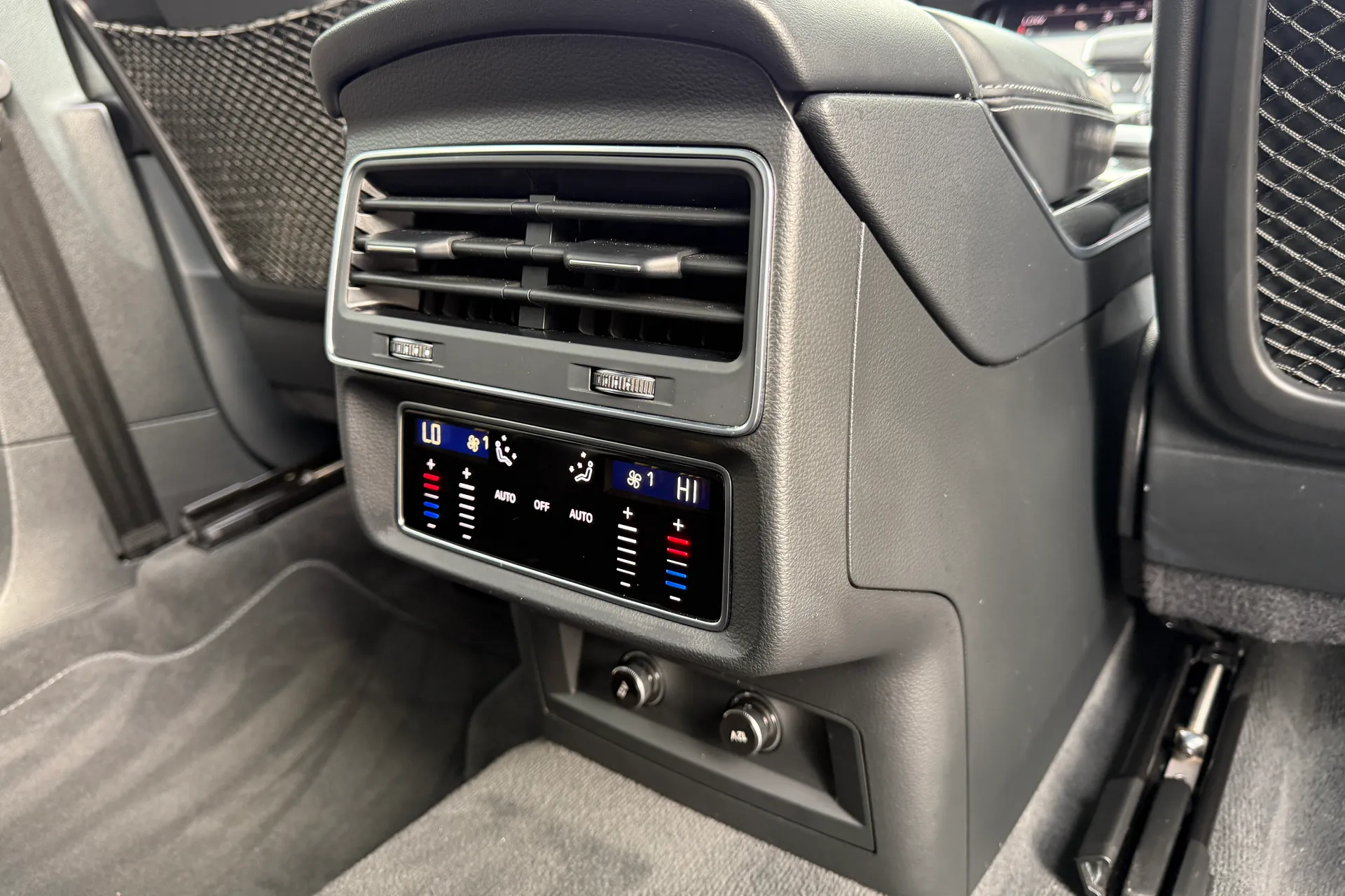 Audi Q7 thumbnail image number 53