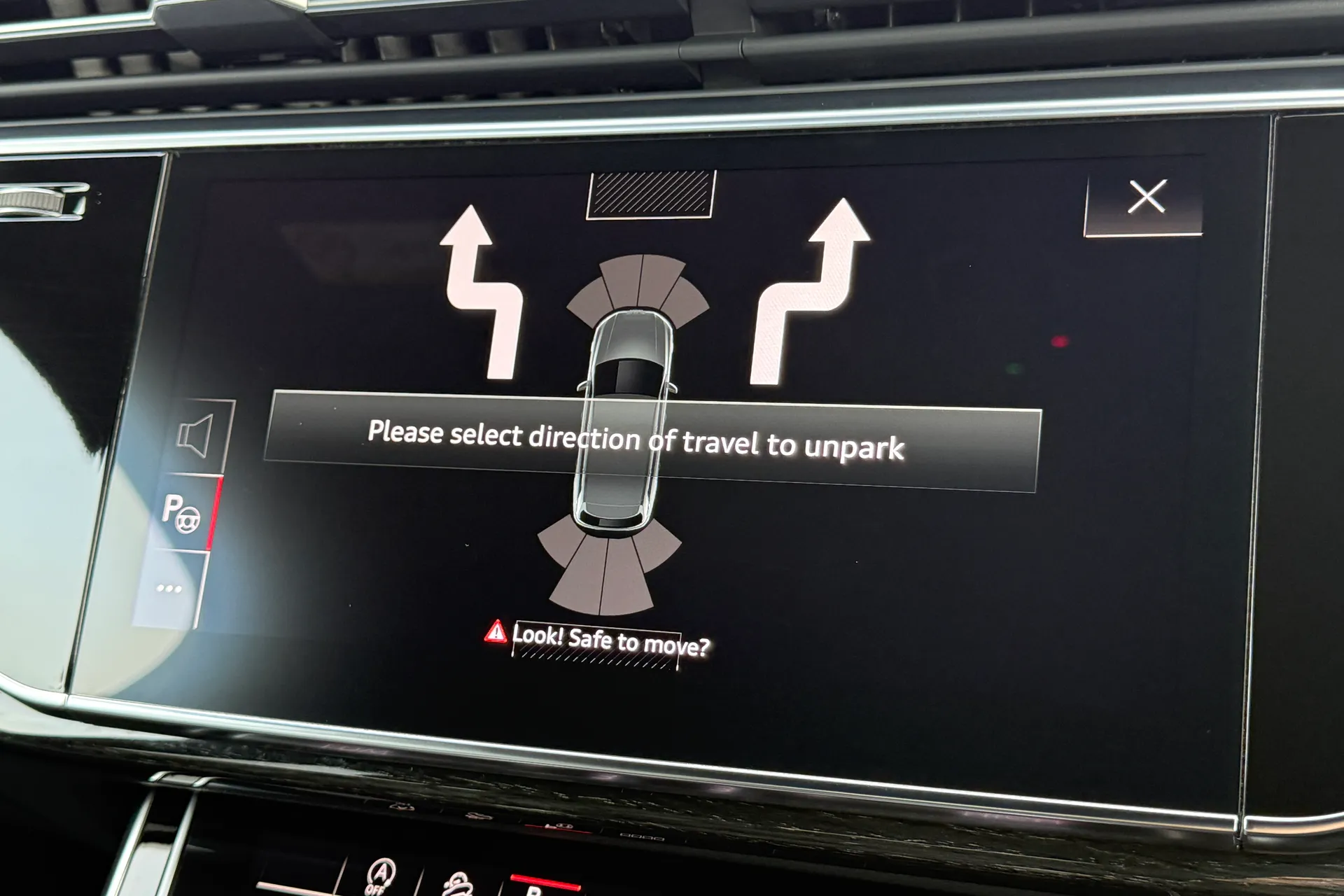 Audi Q7 thumbnail image number 10