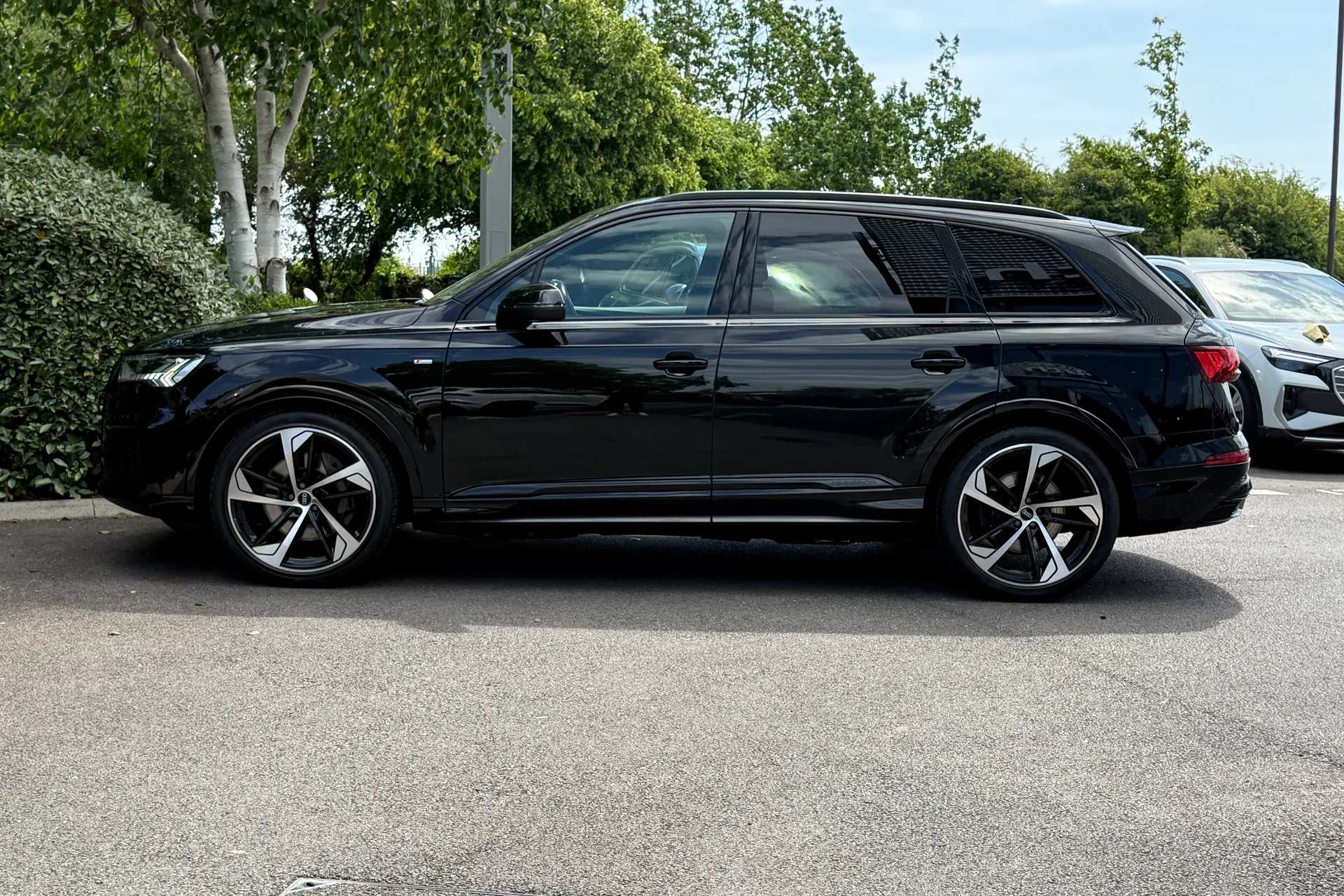 Audi Q7 thumbnail image number 47