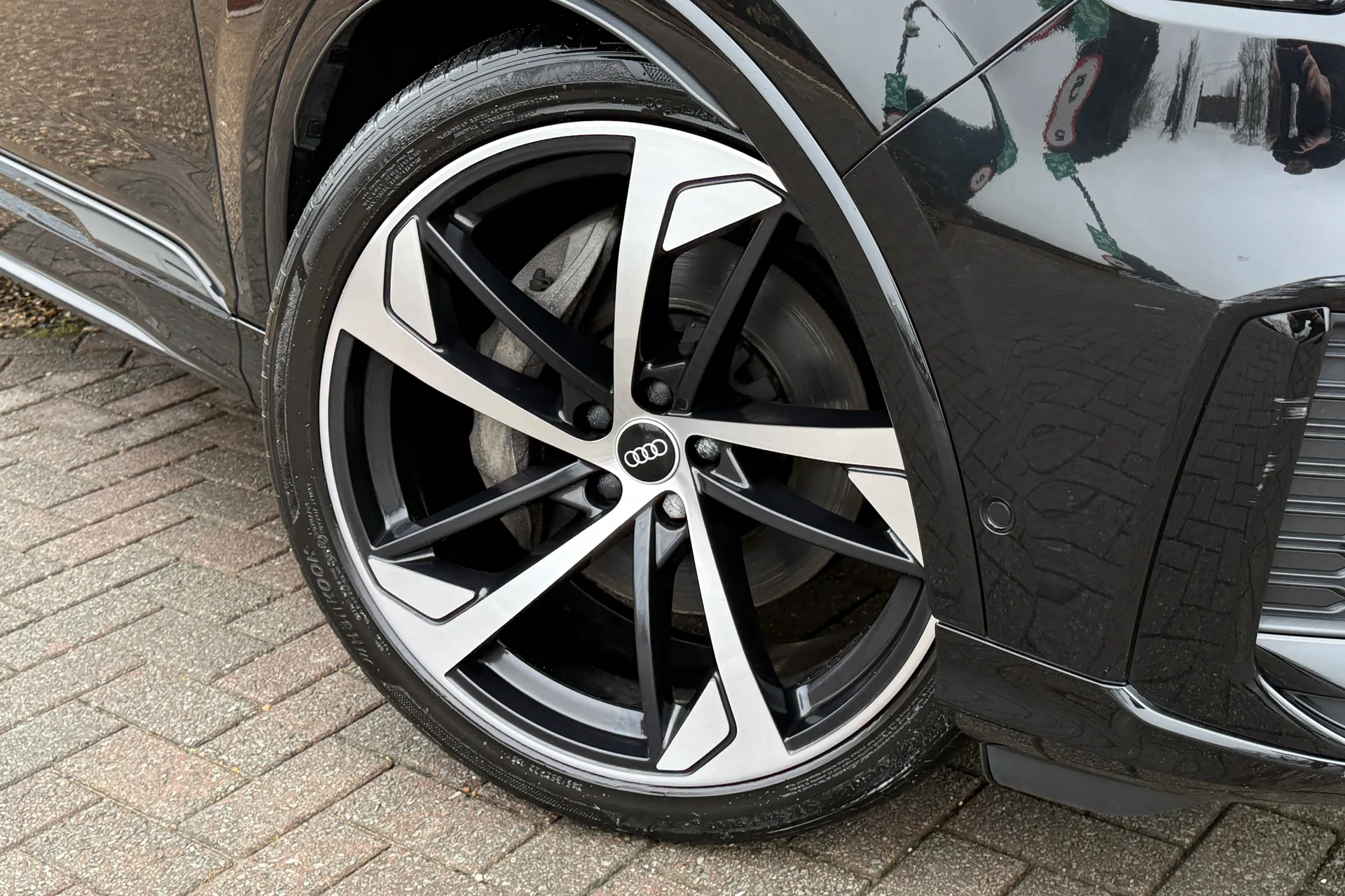 Audi Q7 thumbnail image number 14