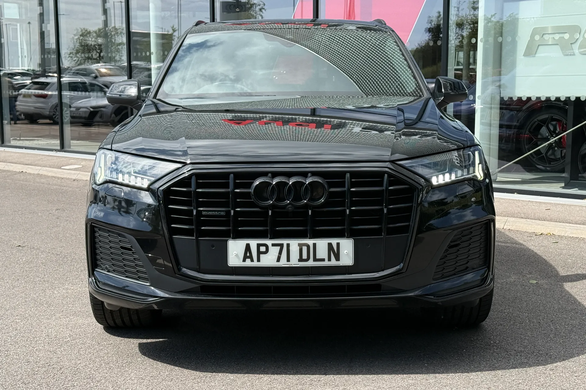 Audi Q7 thumbnail image number 11