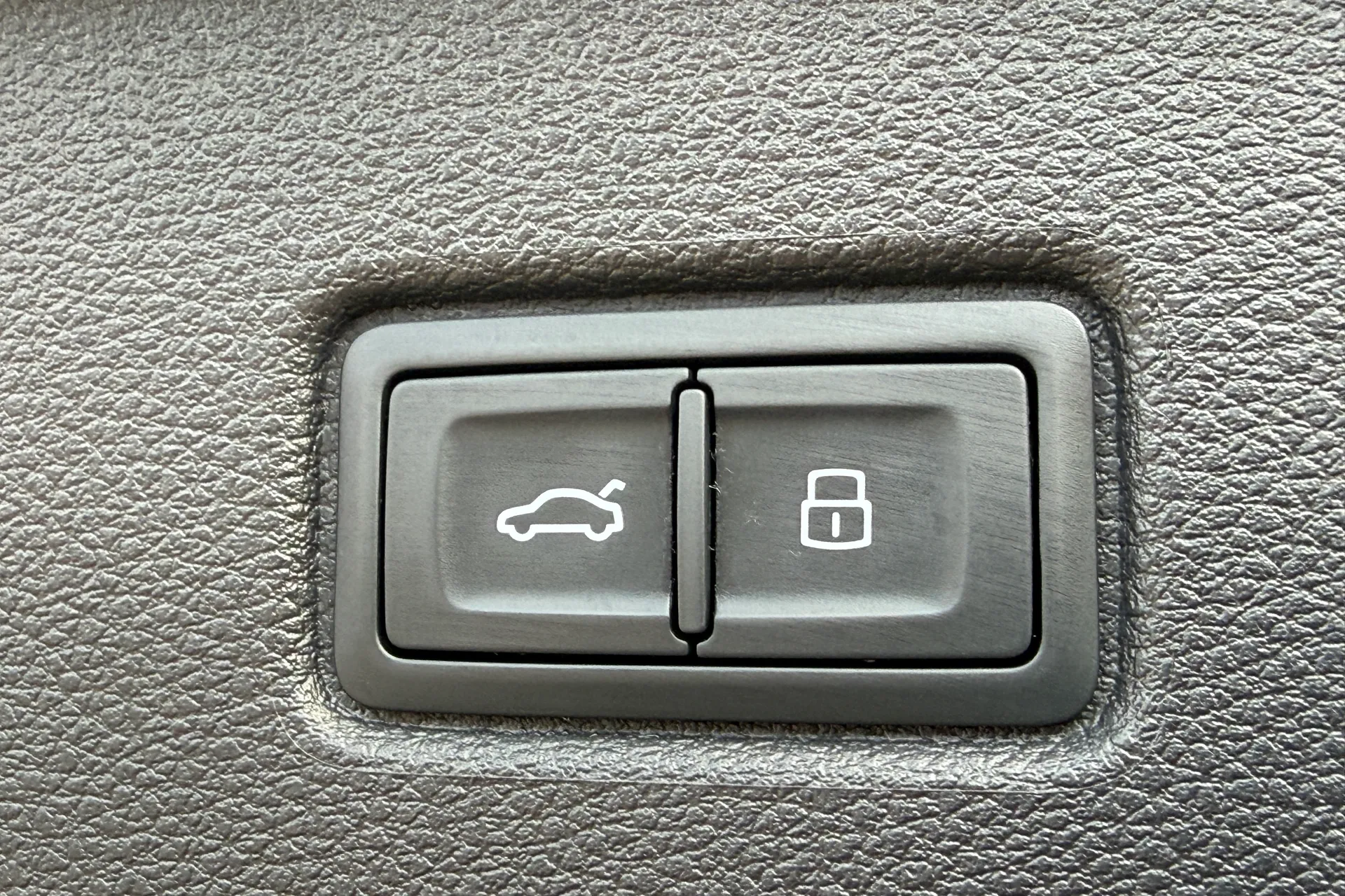 Audi Q7 thumbnail image number 57