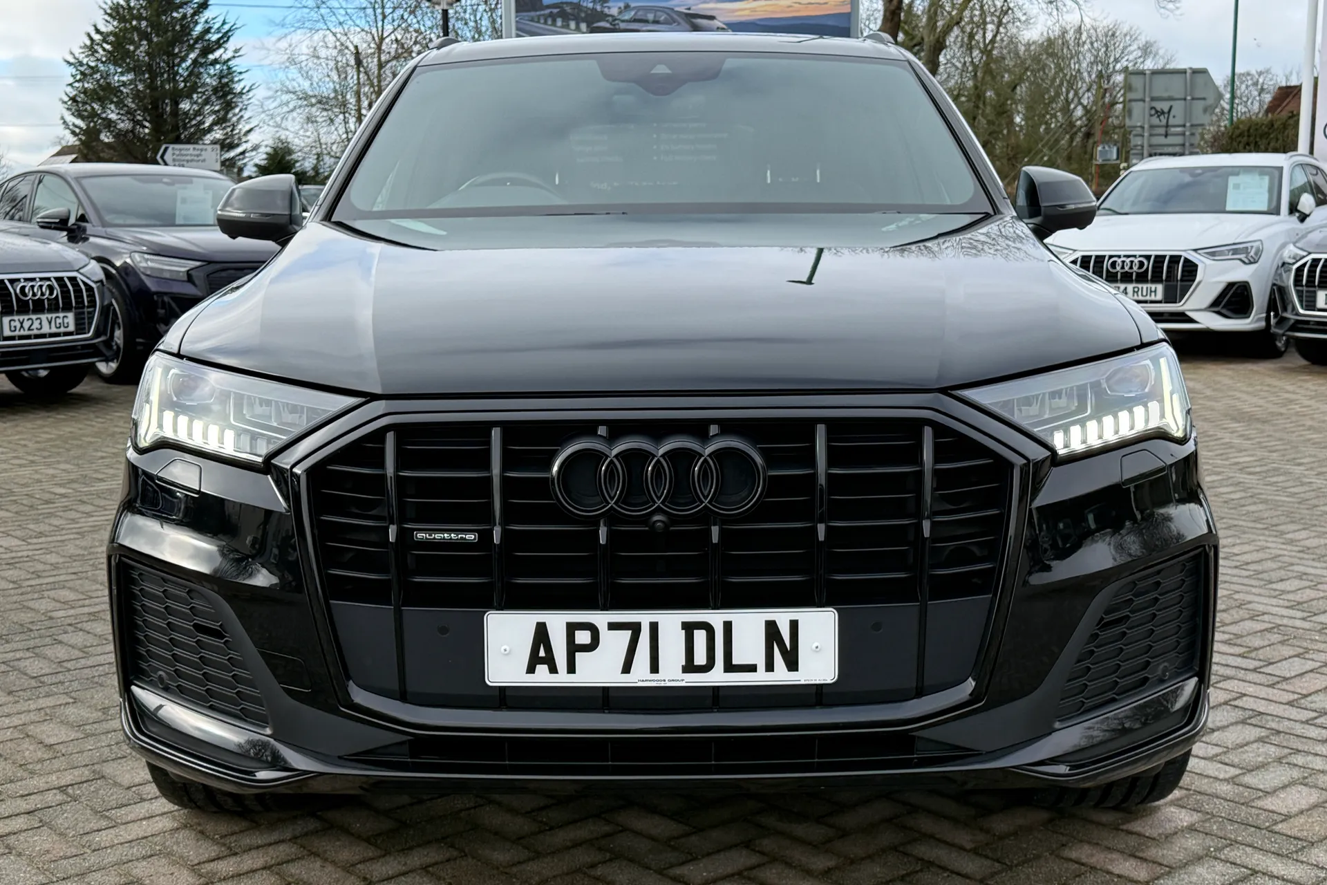 Audi Q7 thumbnail image number 23