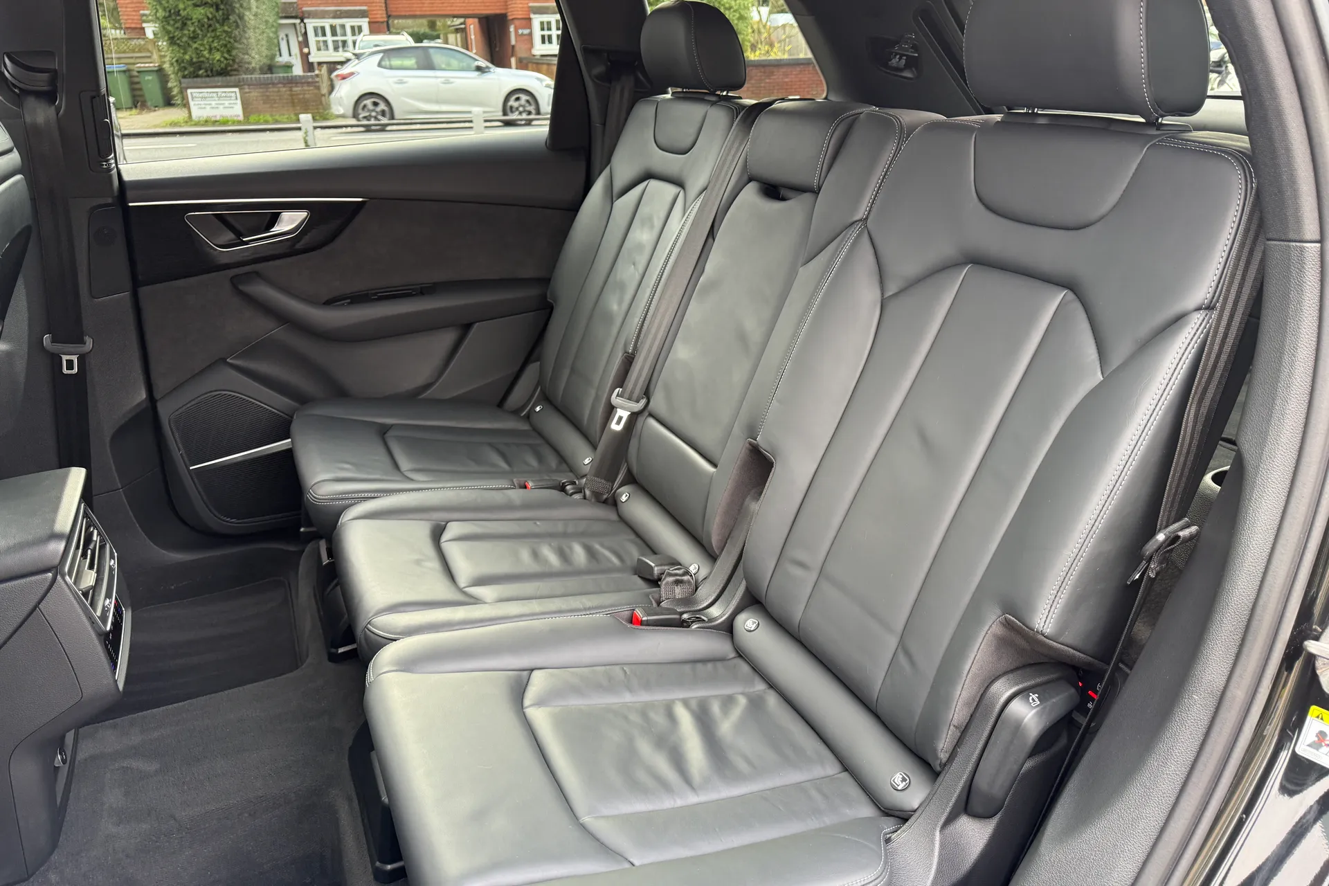 Audi Q7 thumbnail image number 60