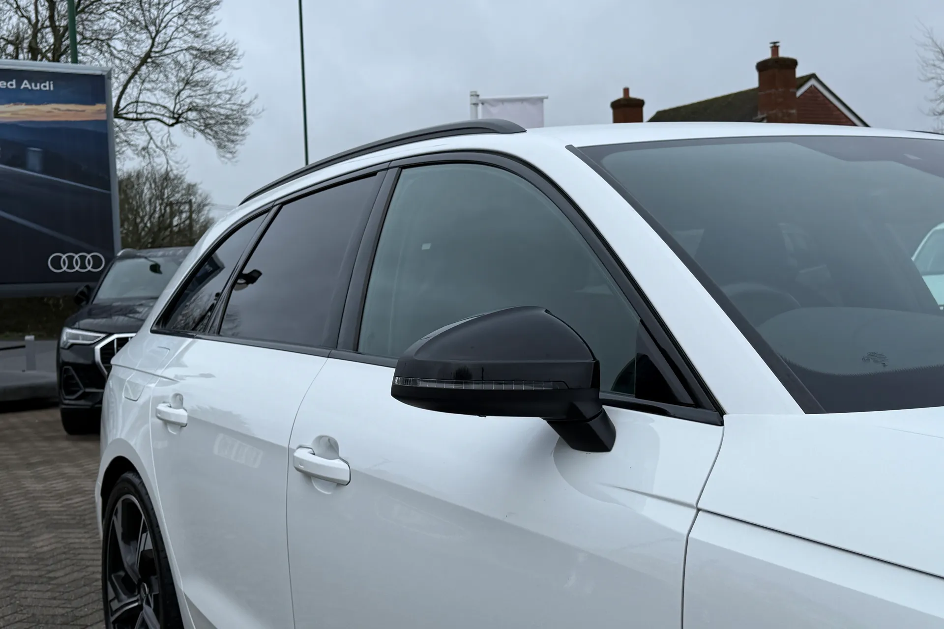 Audi A4 thumbnail image number 50