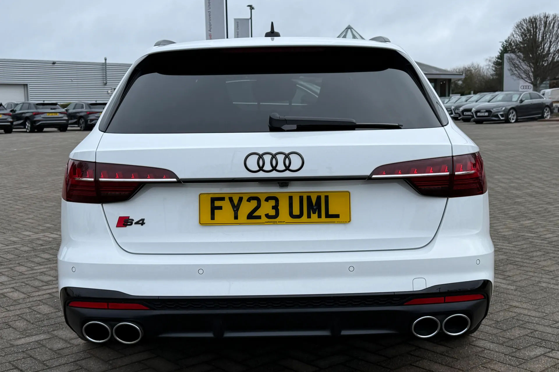 Audi A4 thumbnail image number 33