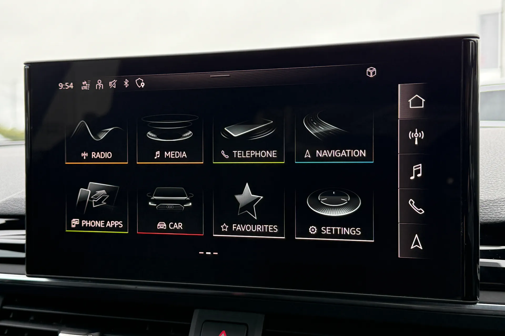 Audi A4 thumbnail image number 13