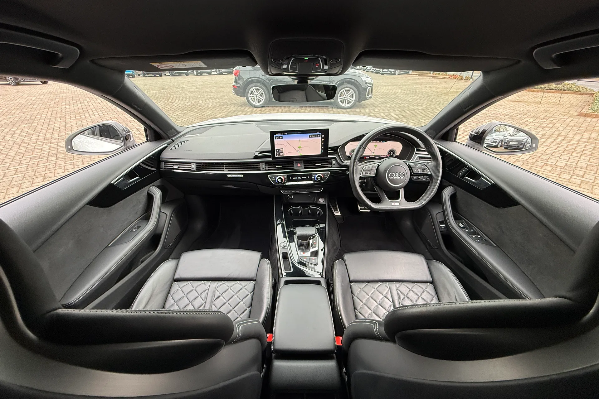 Audi A4 thumbnail image number 3