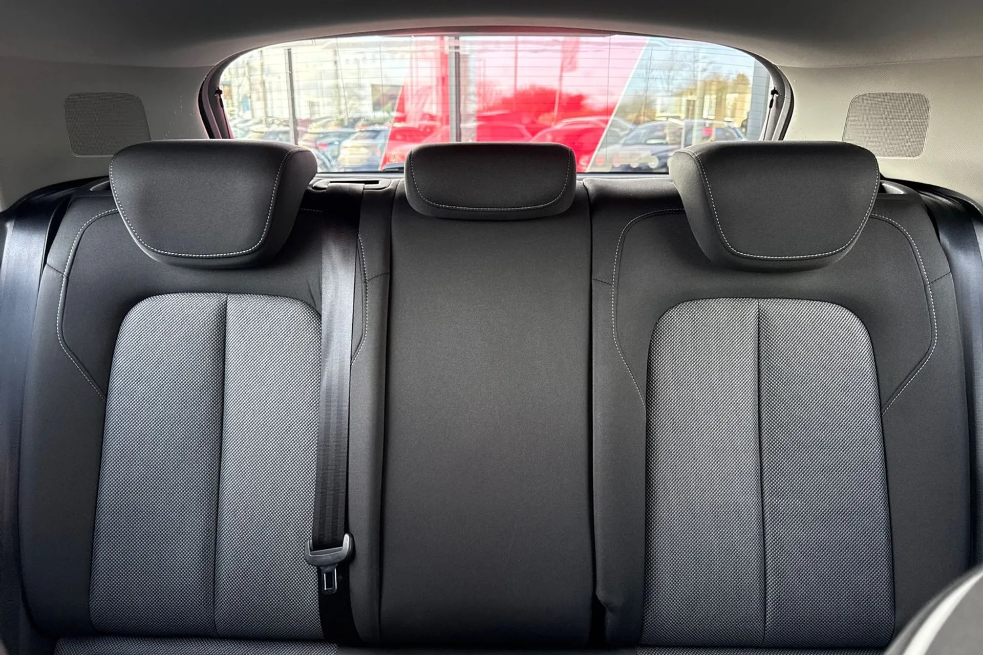 Audi Q2 thumbnail image number 45