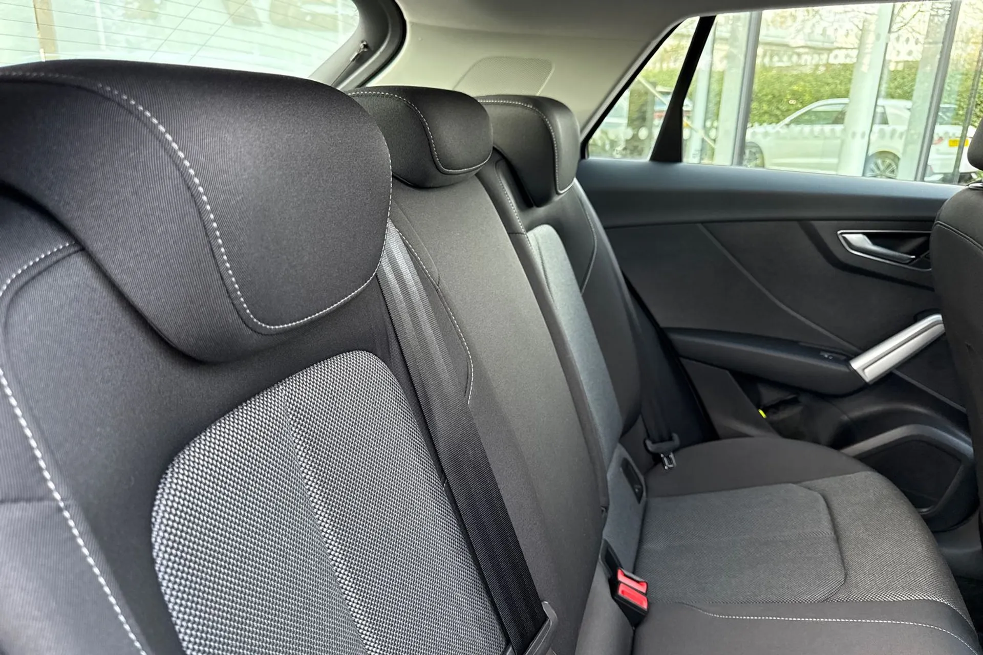 Audi Q2 thumbnail image number 34