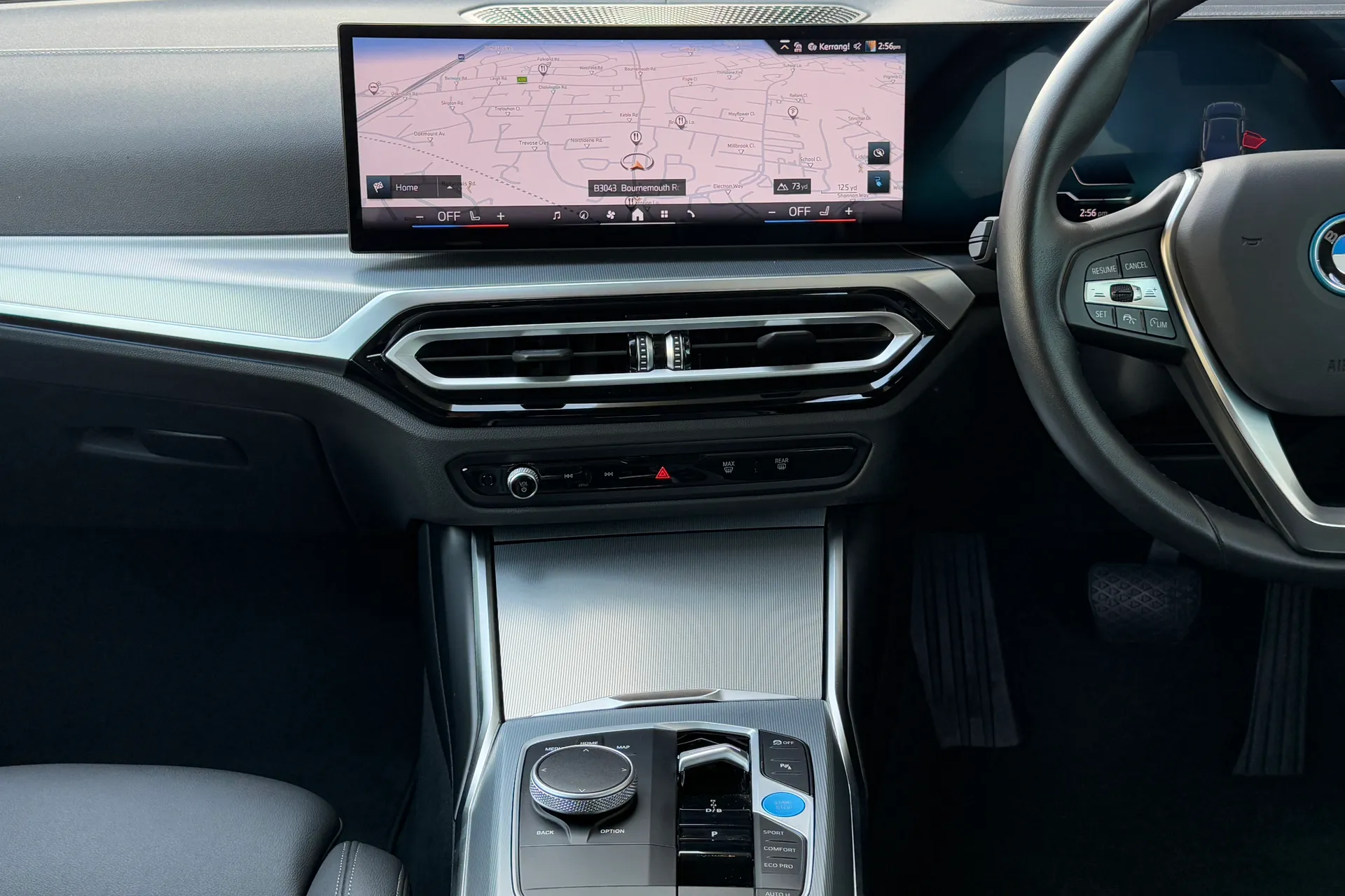 BMW I4 thumbnail image number 35