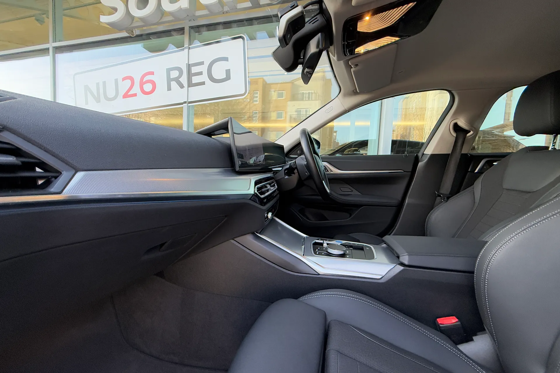 BMW I4 thumbnail image number 7