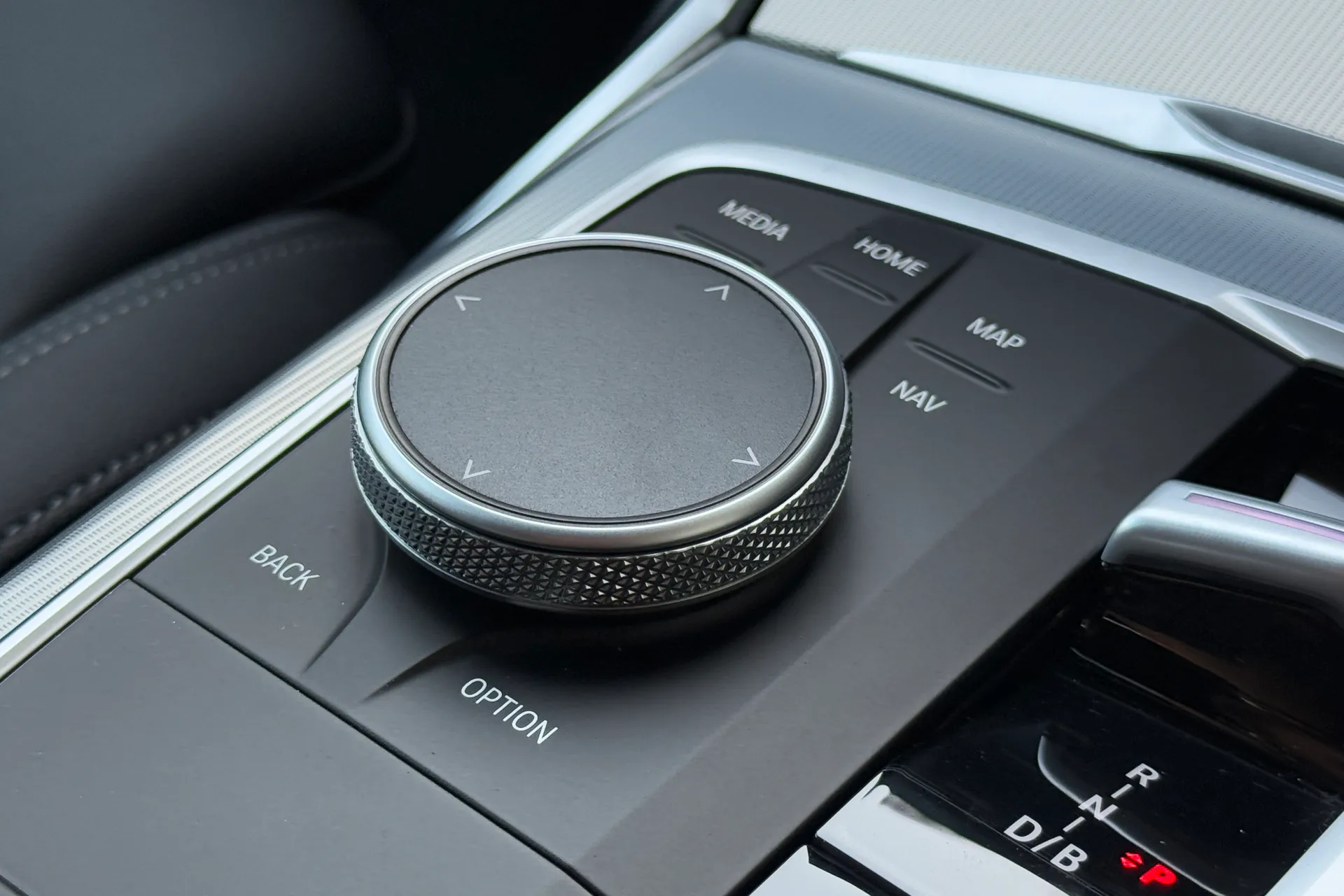 BMW I4 thumbnail image number 18