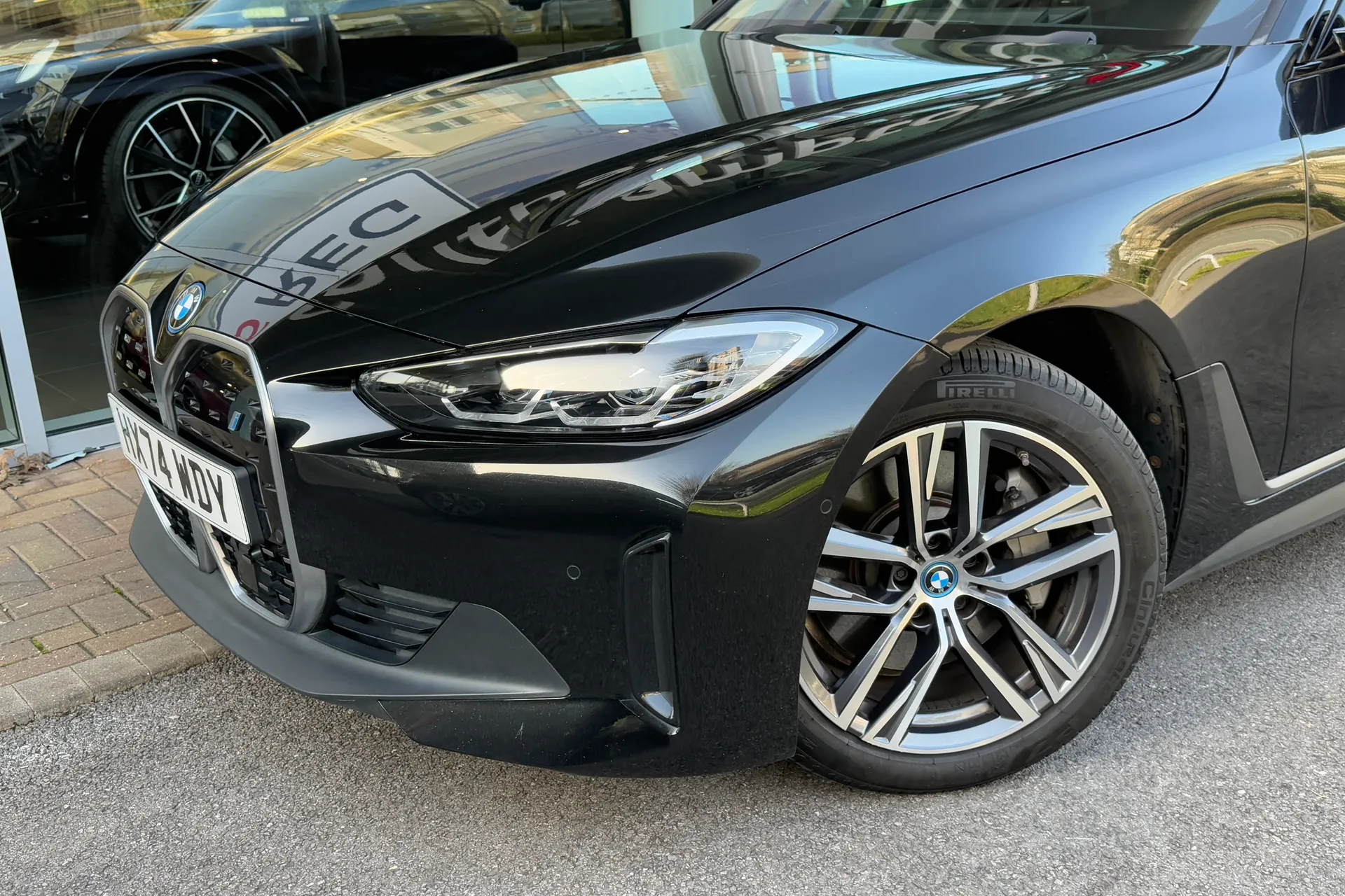 BMW I4 thumbnail image number 50