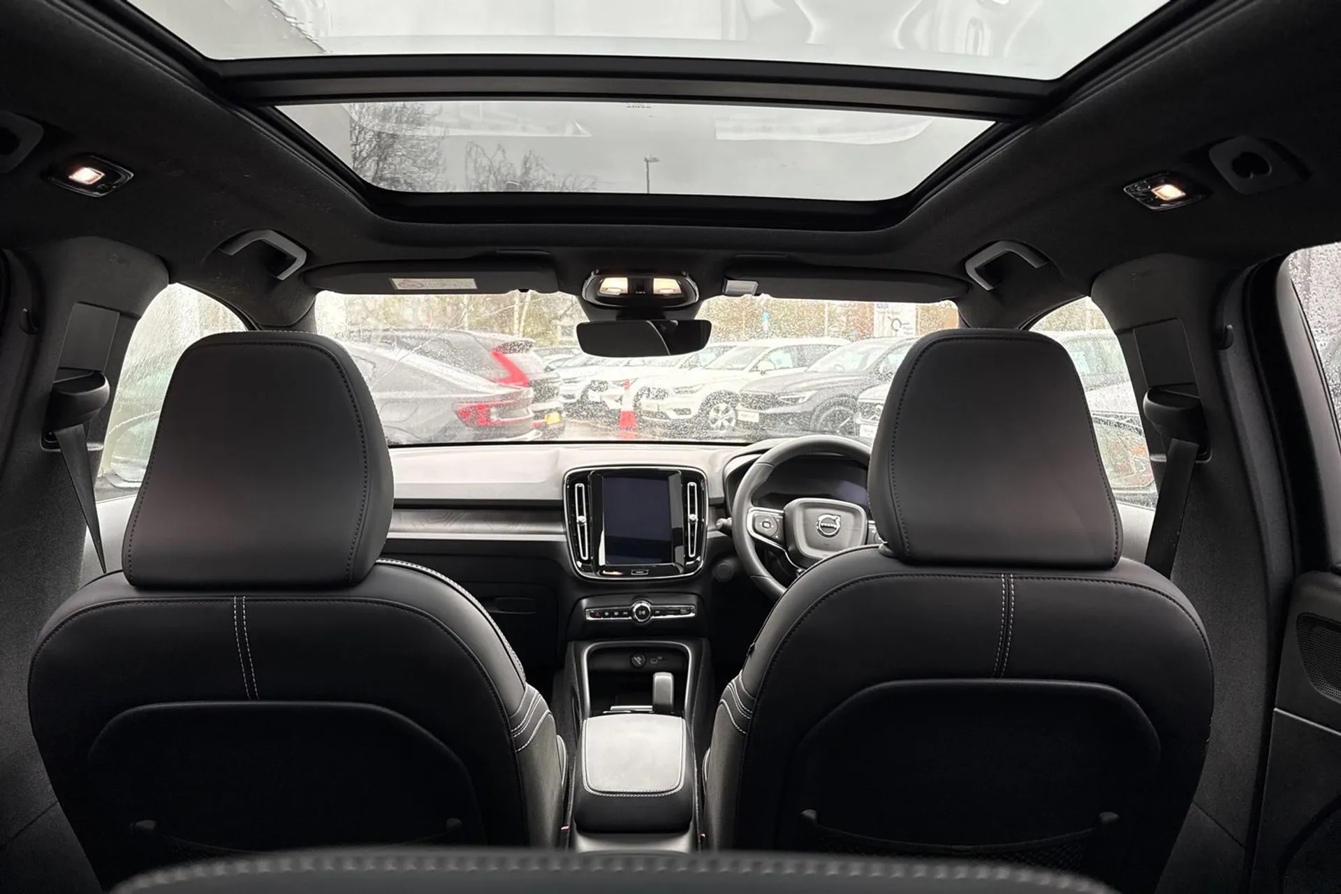 Volvo XC40 thumbnail image number 22