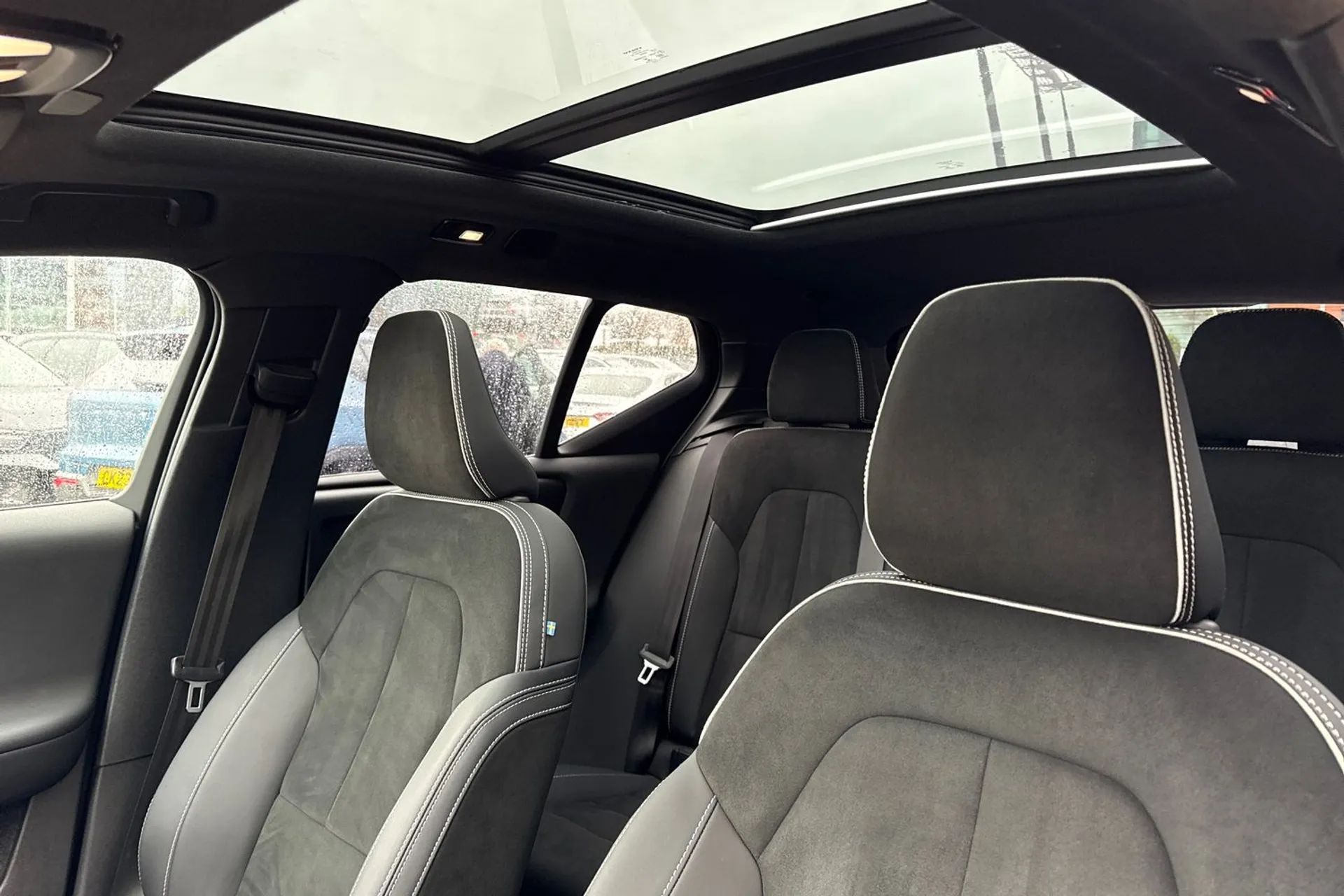 Volvo XC40 thumbnail image number 29