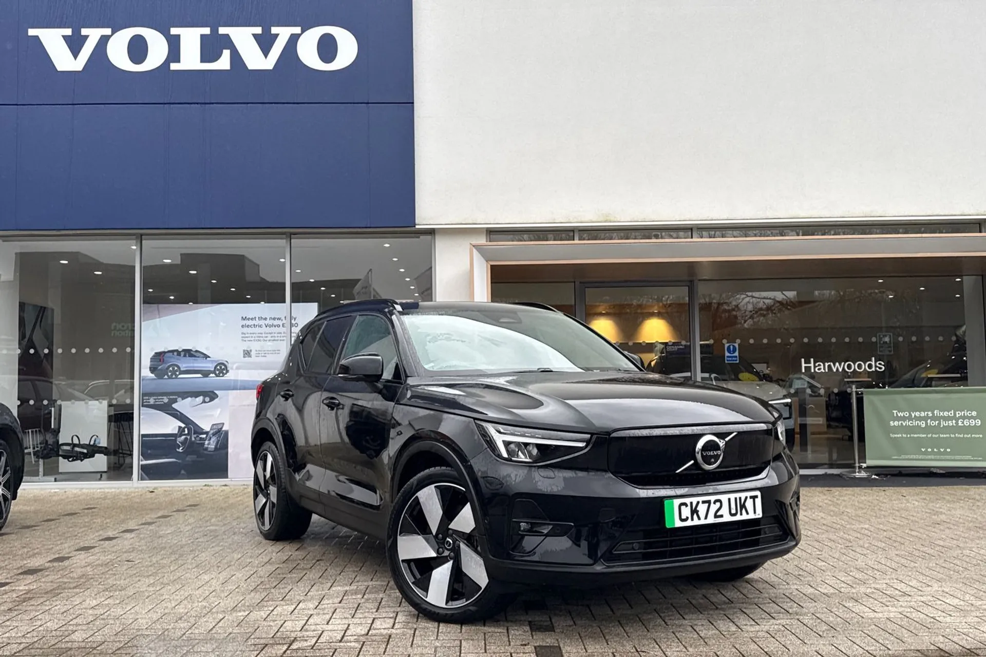 Volvo XC40 focused image