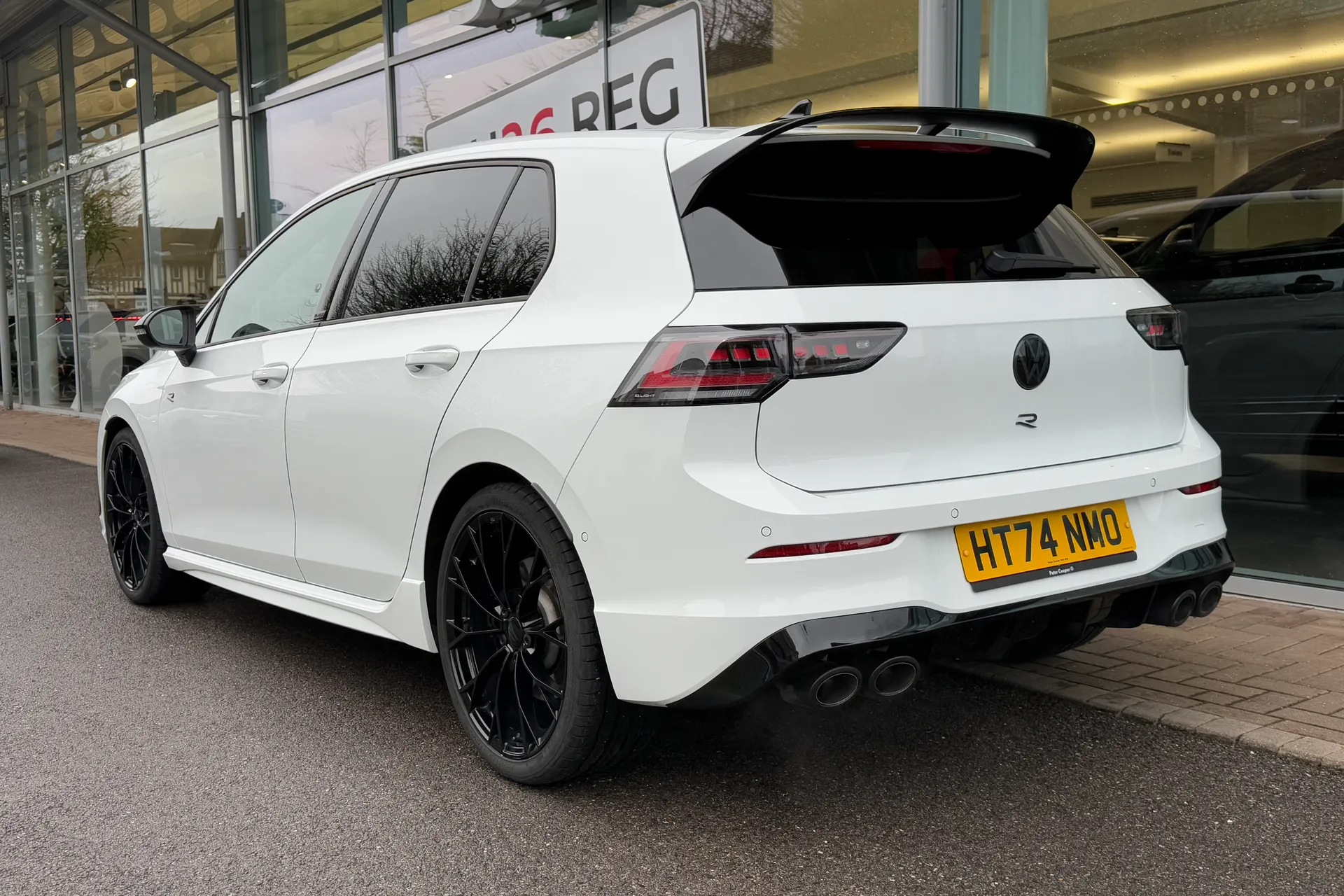 VOLKSWAGEN GOLF thumbnail image number 9