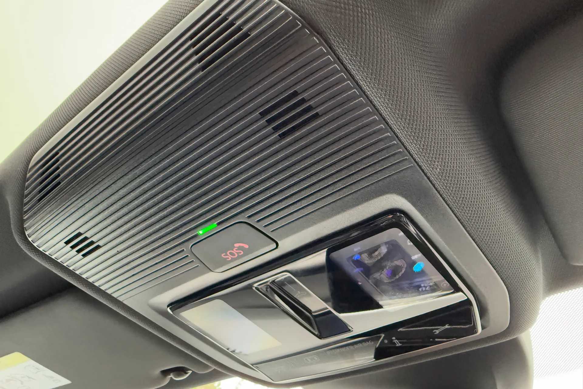 VOLKSWAGEN GOLF thumbnail image number 31