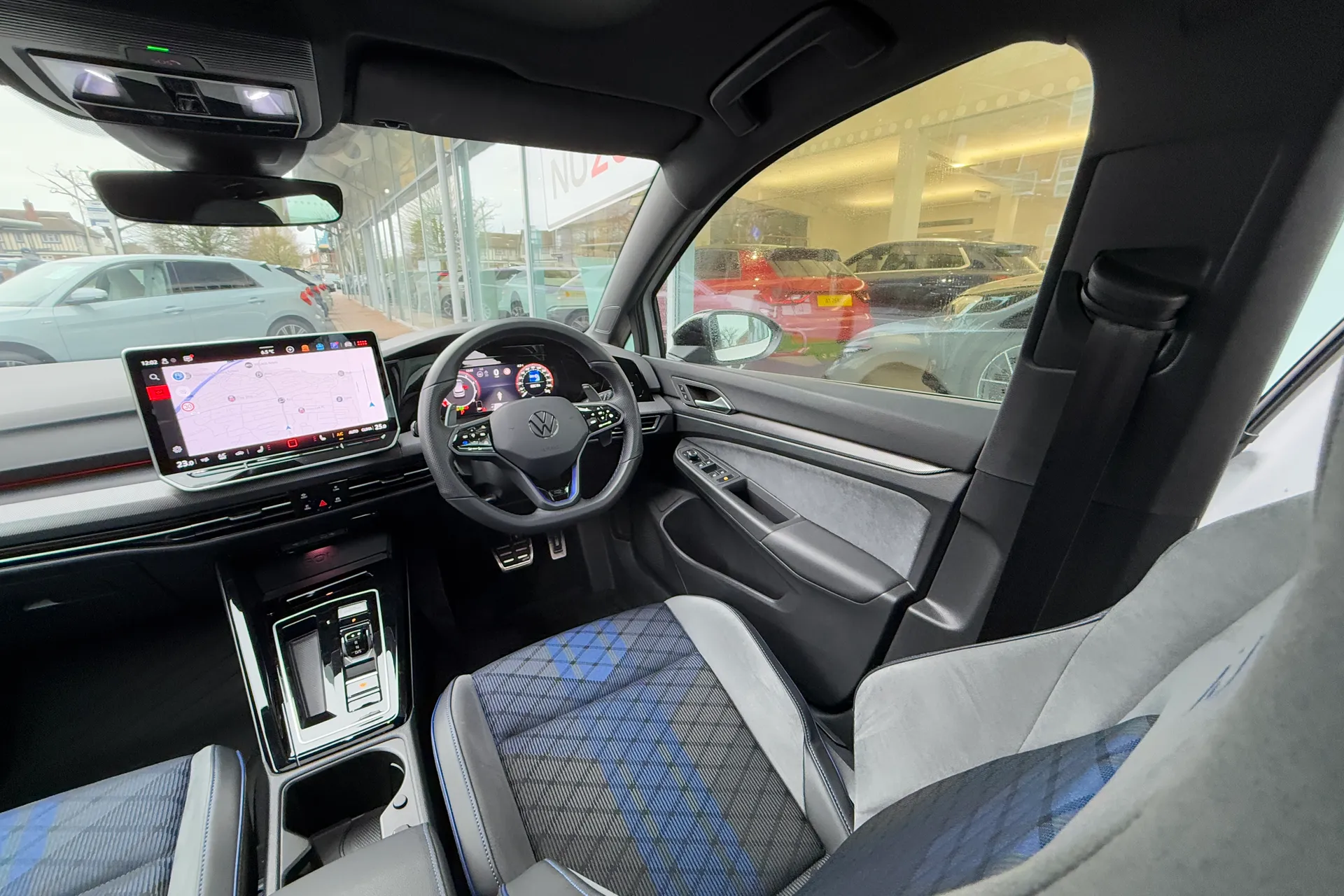 VOLKSWAGEN GOLF thumbnail image number 43