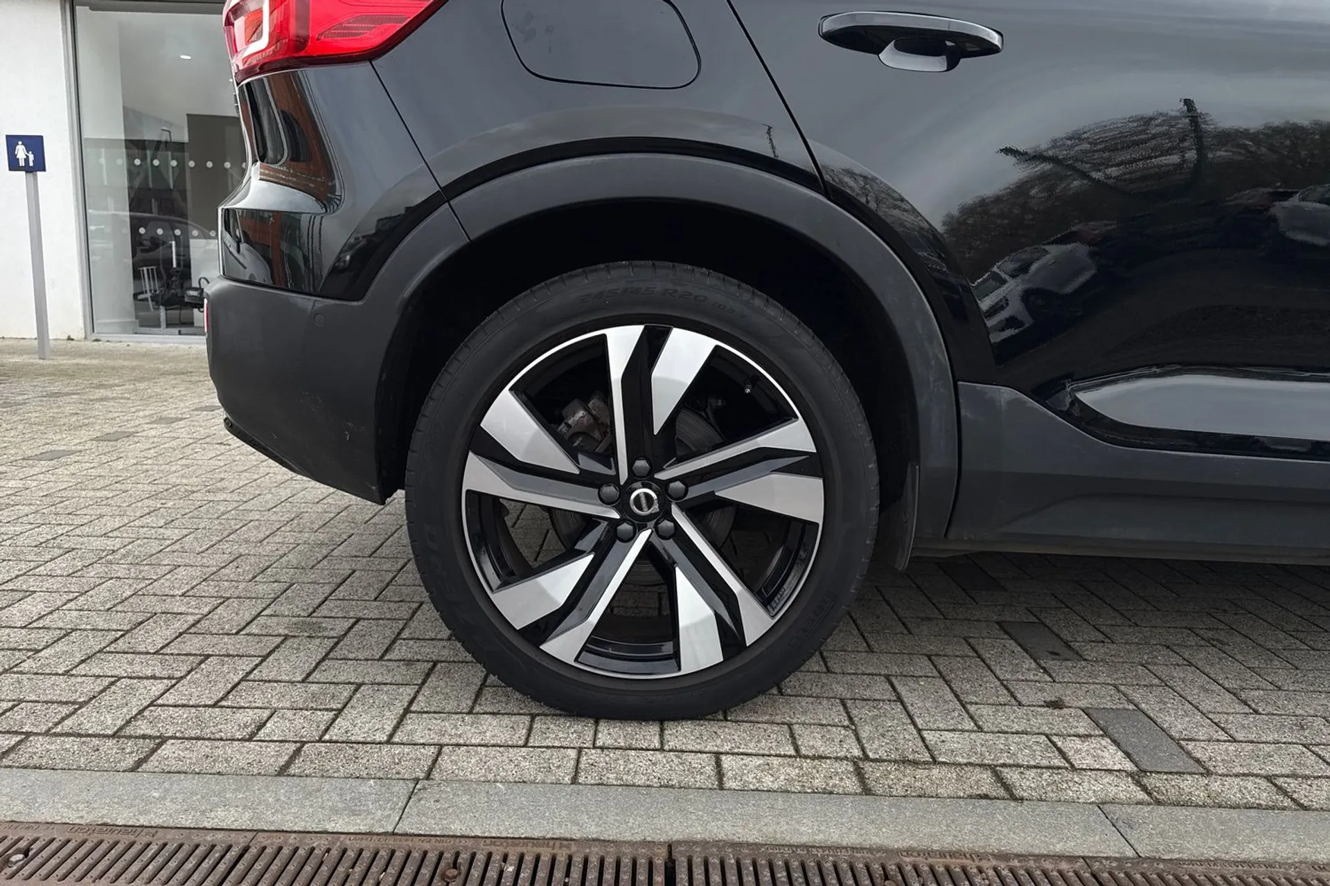 Volvo XC40 thumbnail image number 14