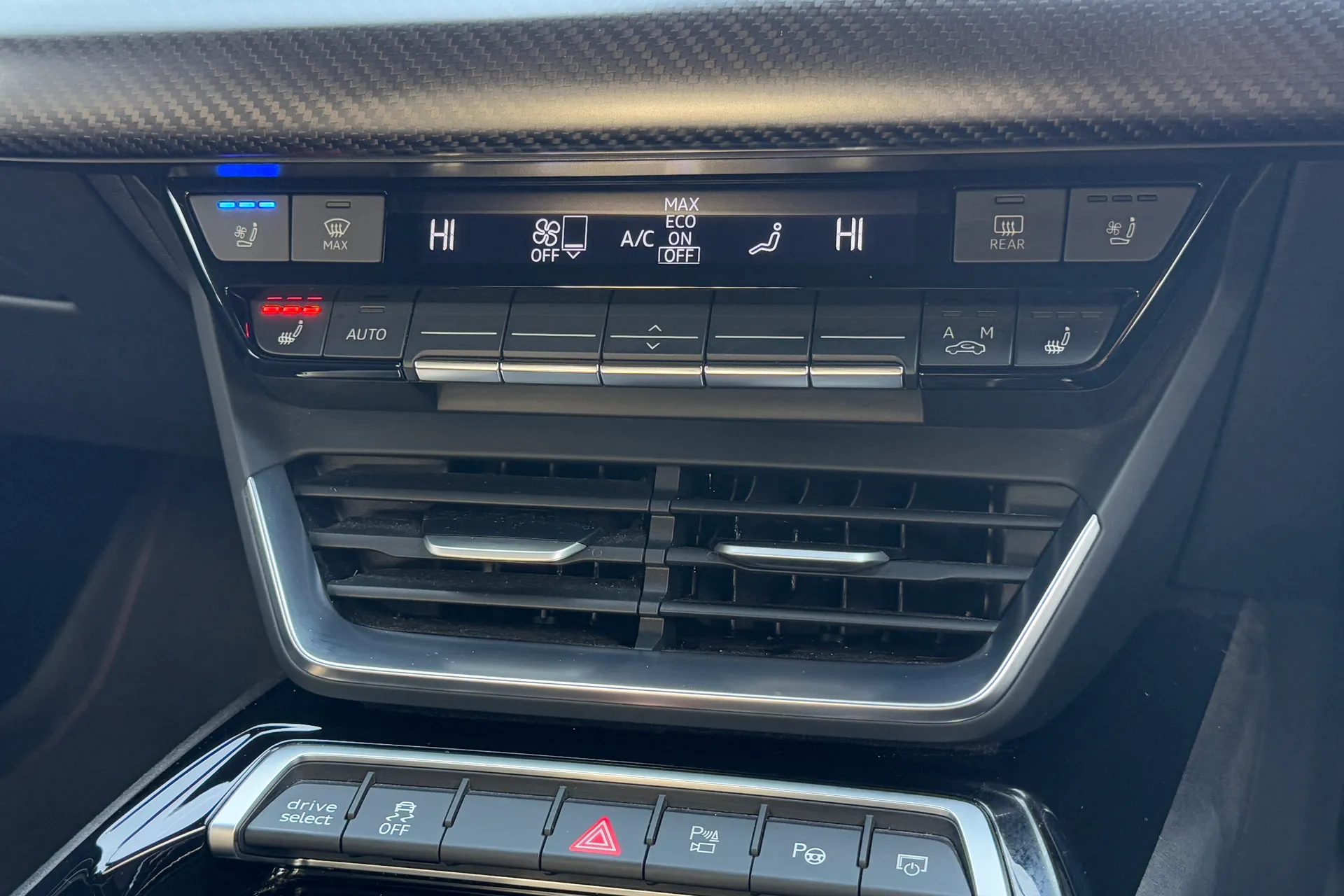 Audi RS e-tron GT thumbnail image number 44