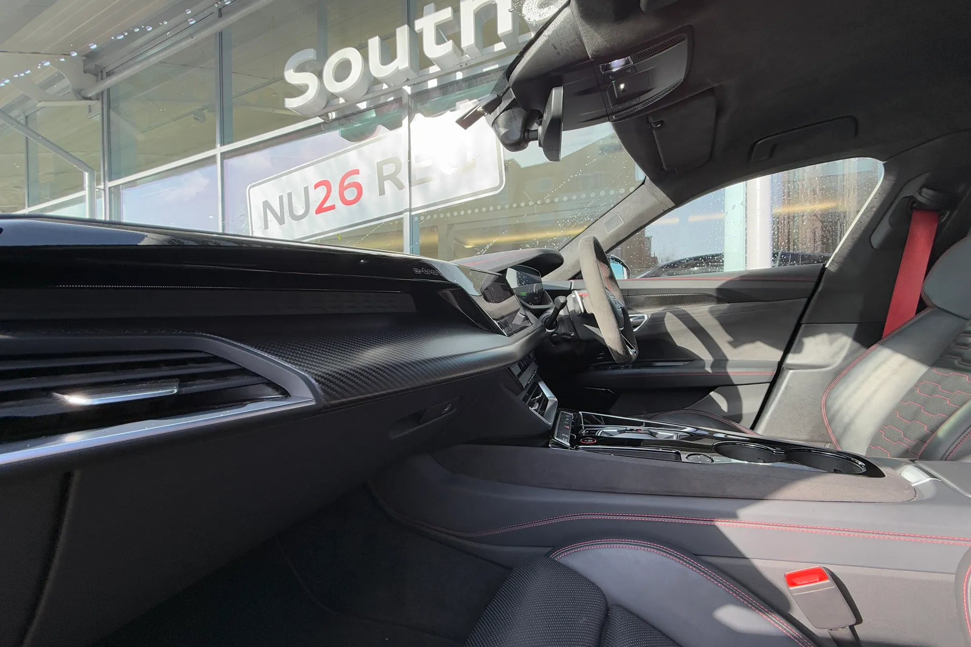 Audi RS e-tron GT thumbnail image number 9